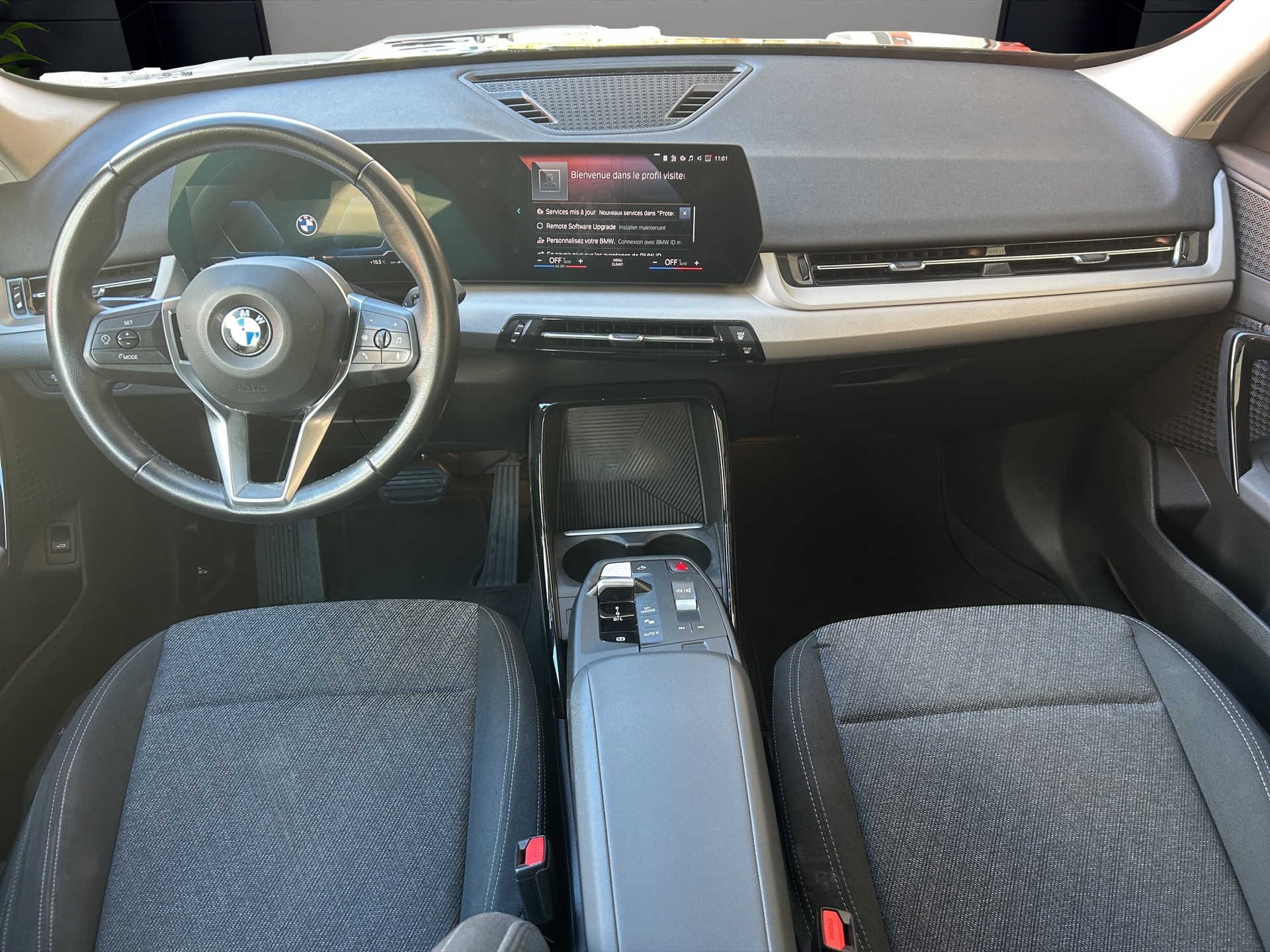 BMW X1 xDrive 20d 48V-image-8
