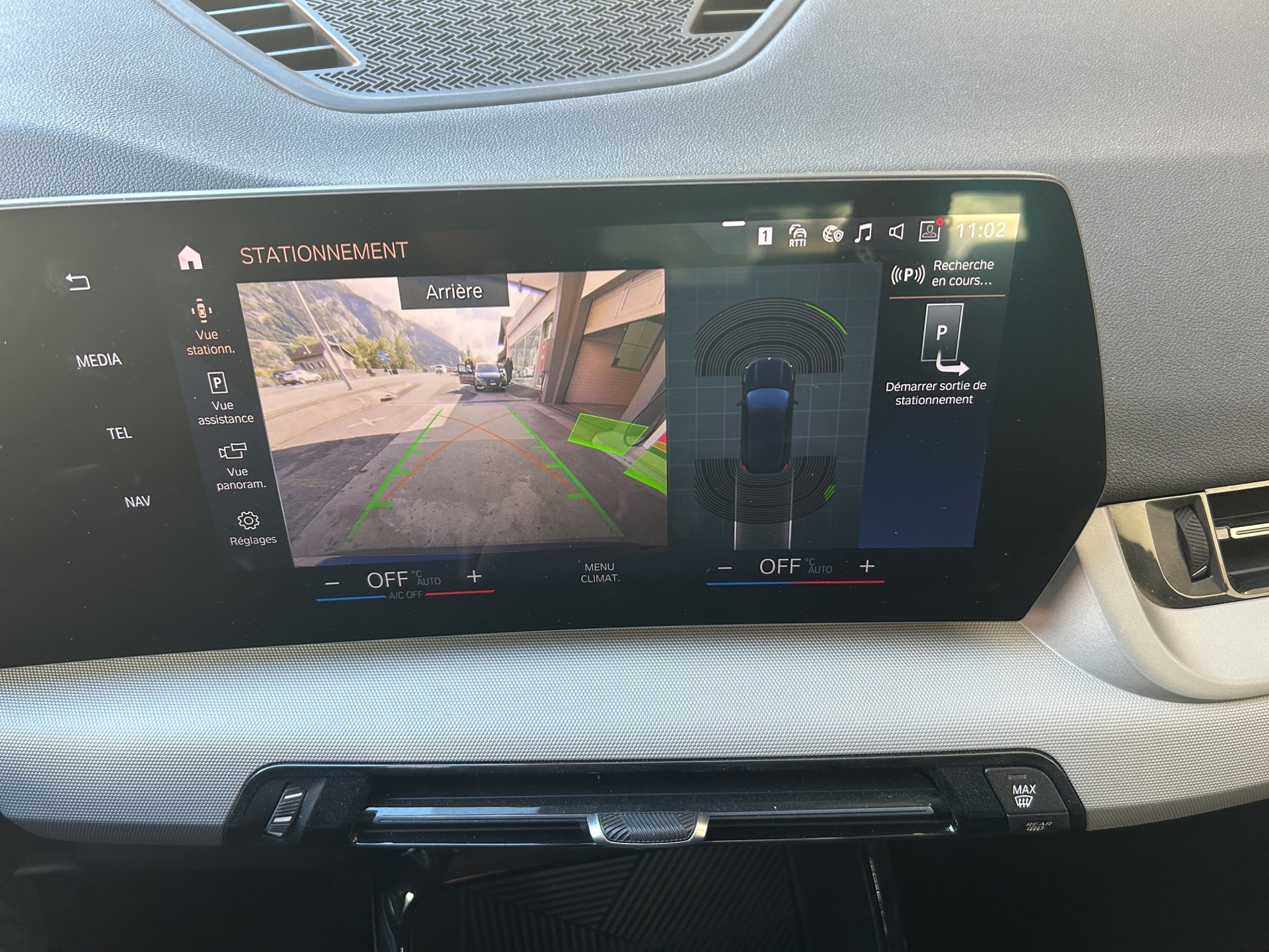 BMW X1 xDrive 20d 48V-image-11