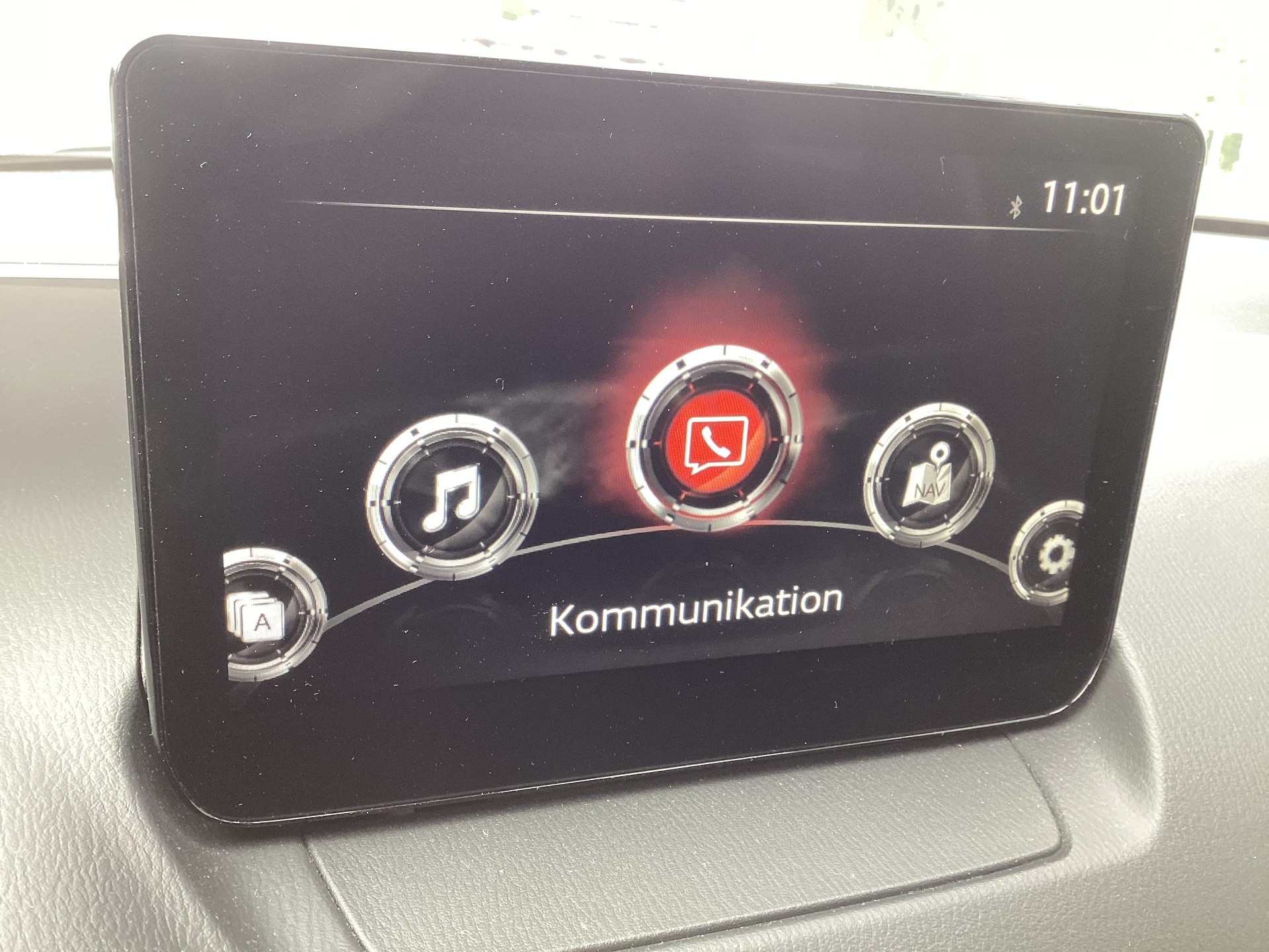 MAZDA 2 SKYACTIV-G 90 Revolution Automat-image-9