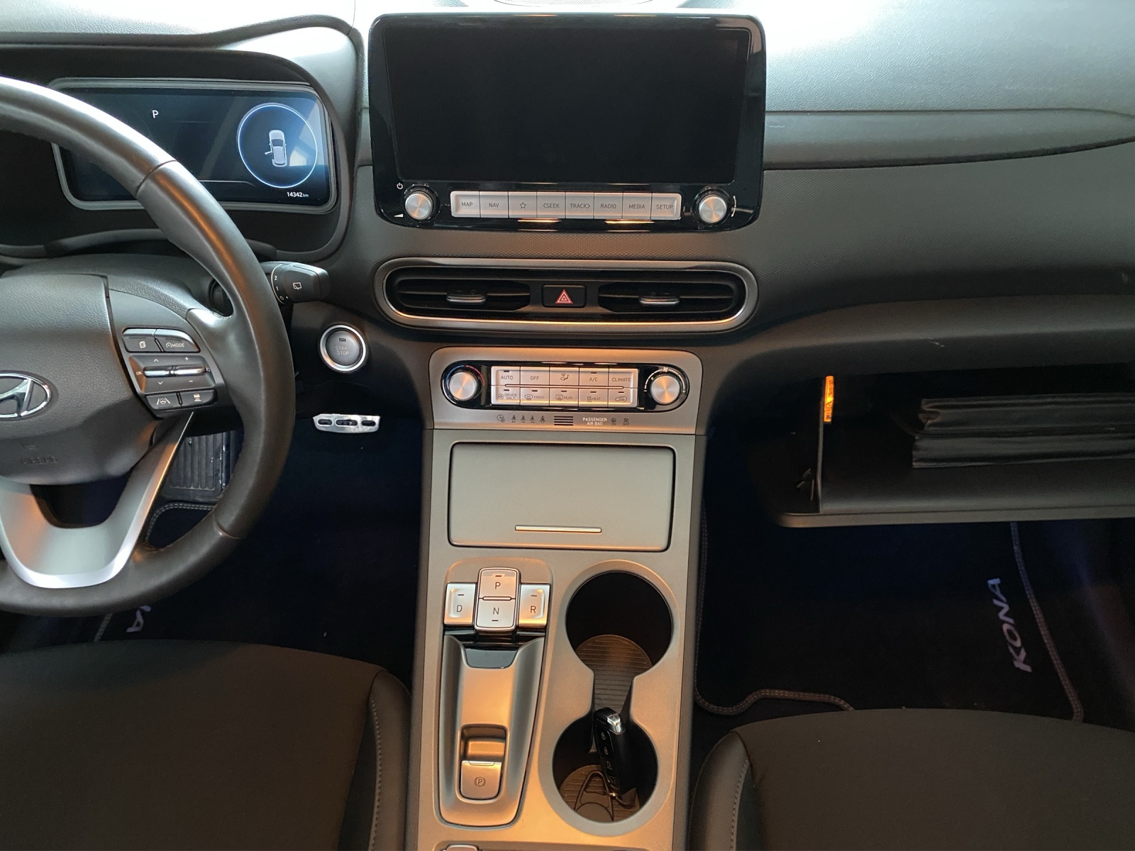 HYUNDAI Kona Electric Amplia-image-13
