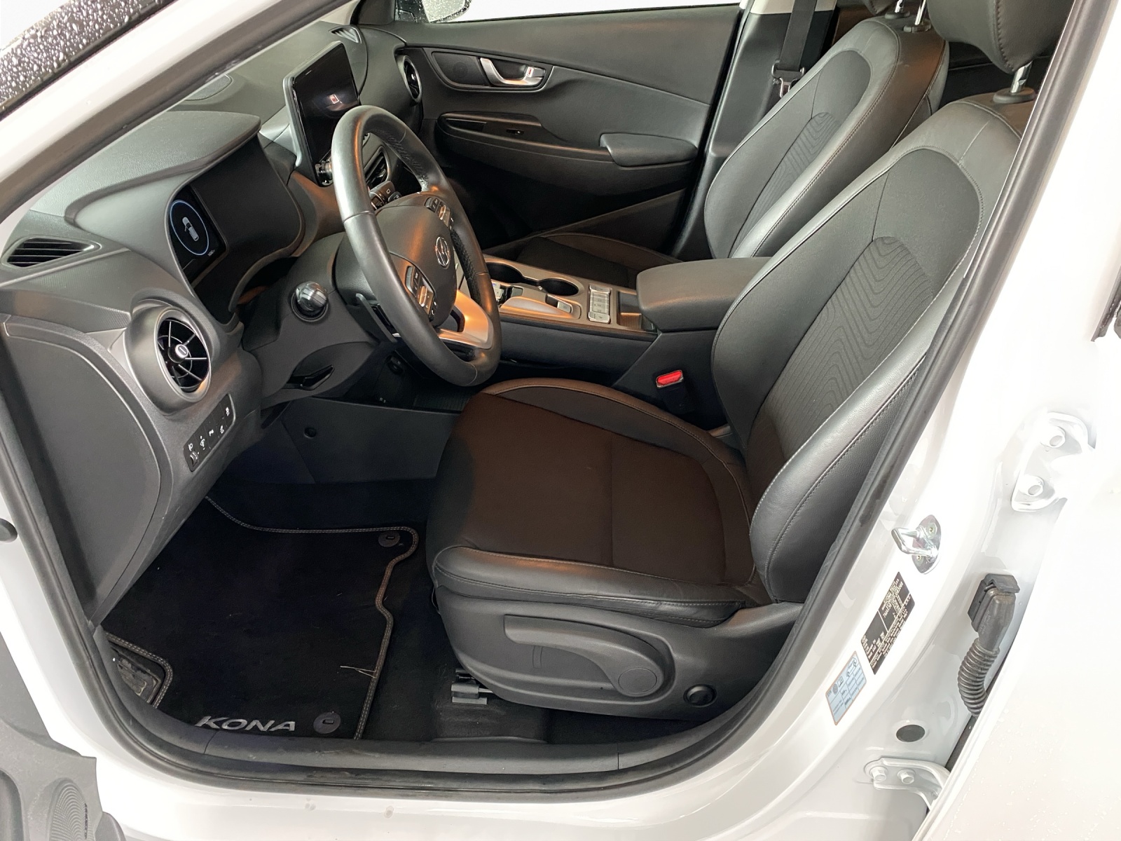 HYUNDAI Kona Electric Amplia-image-9
