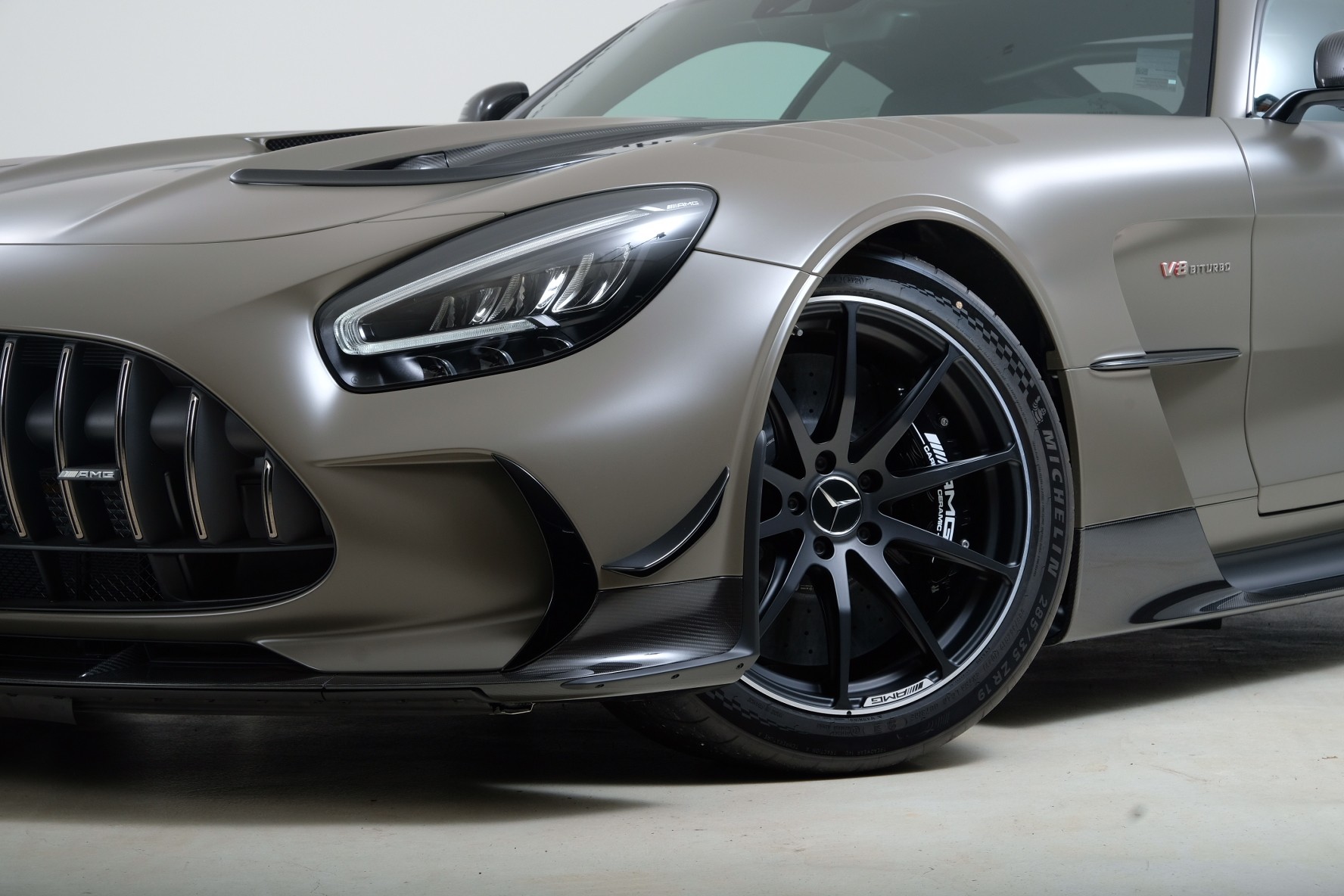 MERCEDES-BENZ AMG GT Speedshift DCT-image-1