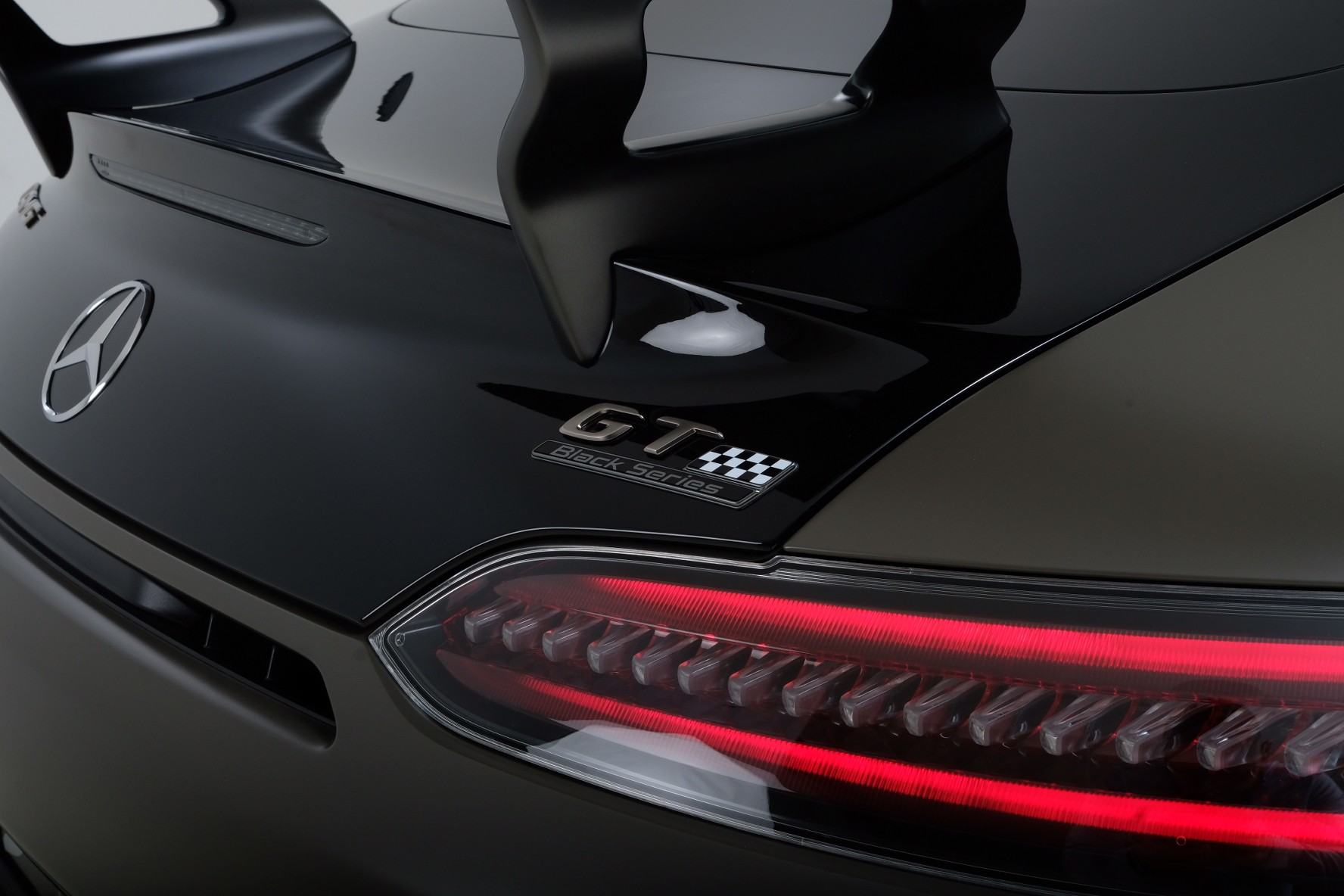 MERCEDES-BENZ AMG GT Speedshift DCT-image-6