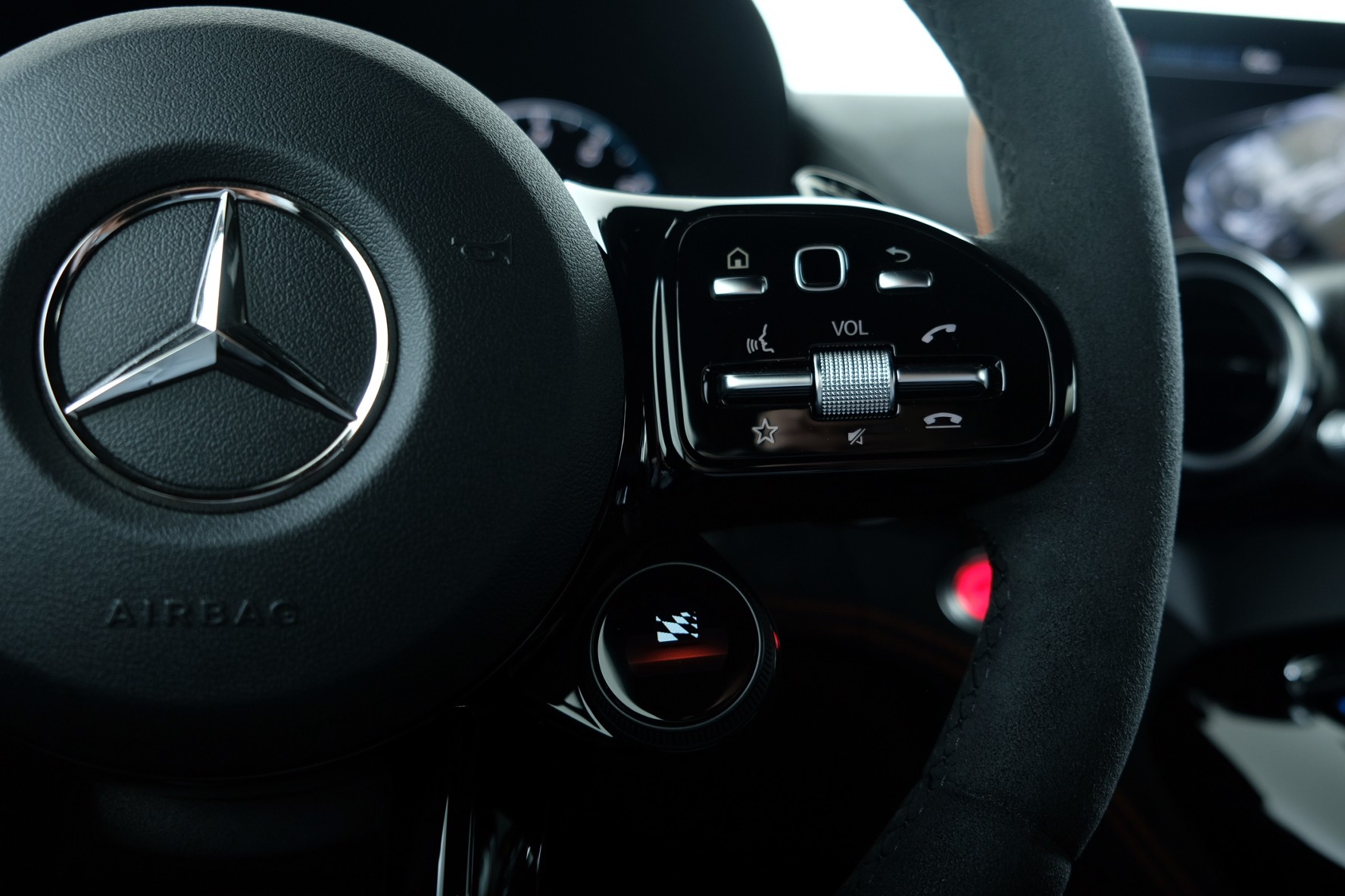 MERCEDES-BENZ AMG GT Speedshift DCT-image-18