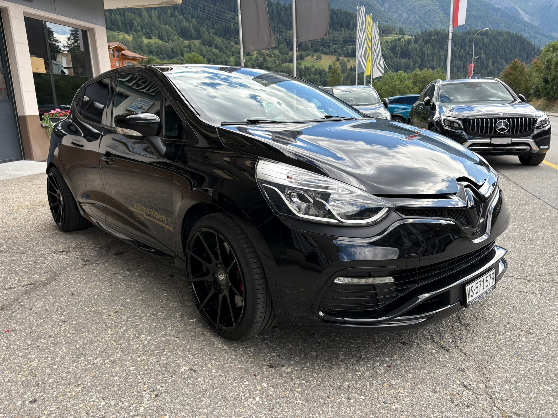 RENAULT Clio 1.6 T RS 200 EDC-showroom-element-1