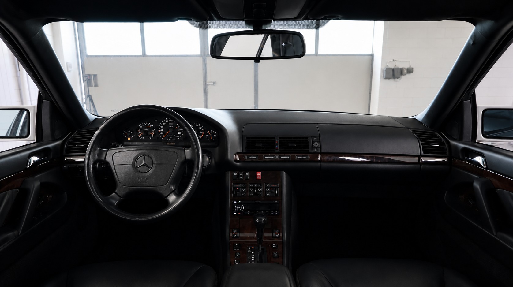 MERCEDES-BENZ 500SEL-image-5