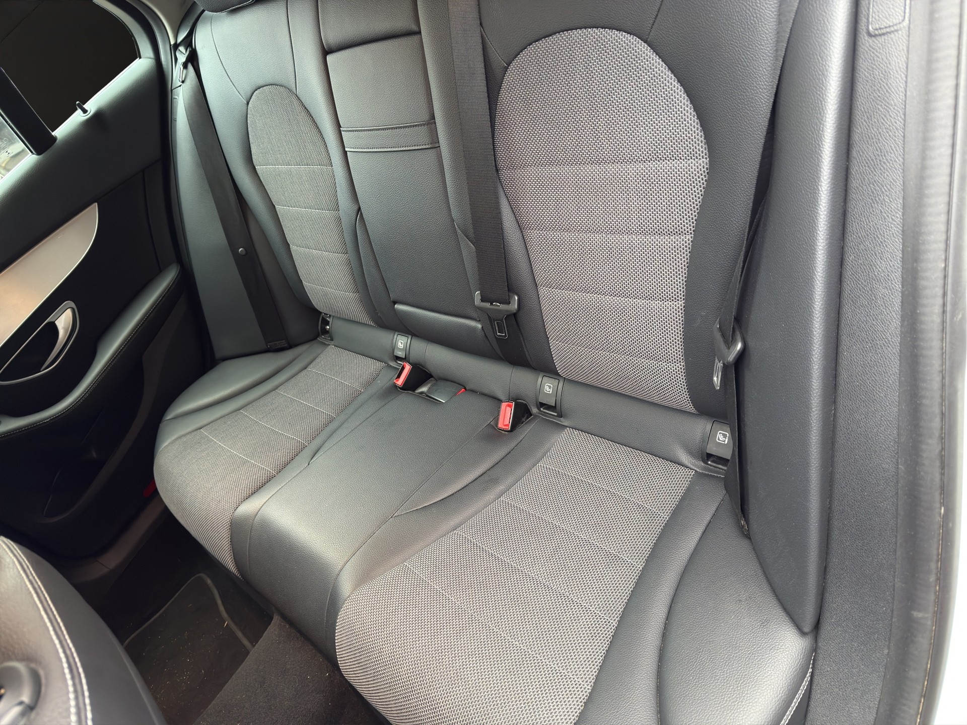MERCEDES-BENZ C 220 d Avantgarde 4Matic 9G-Tronic**Sommer & Winter Reifen**-image-14