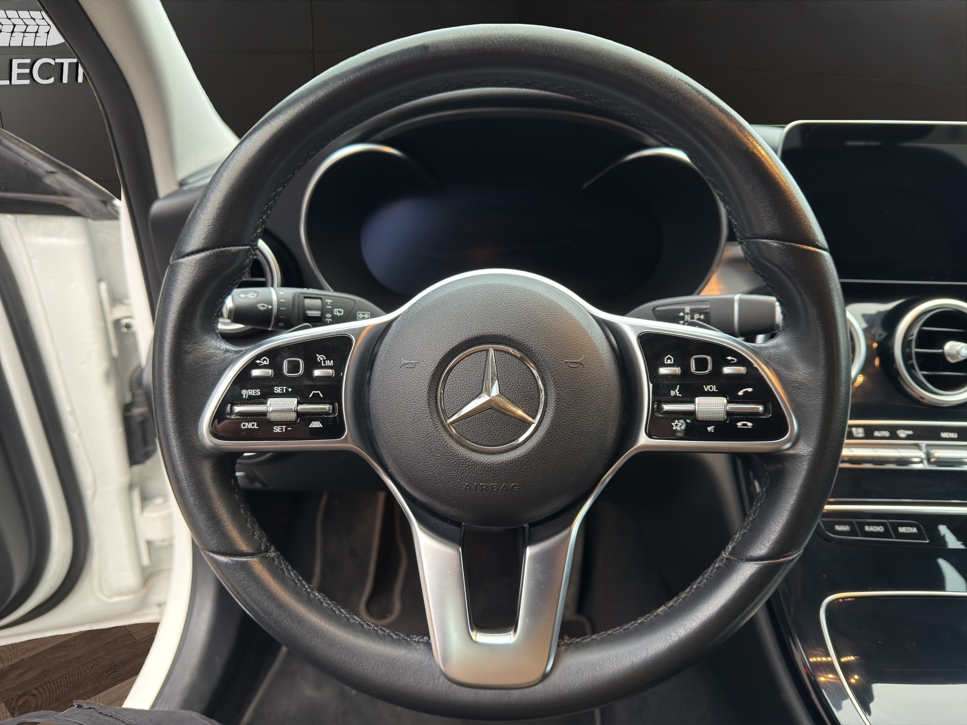 MERCEDES-BENZ C 220 d Avantgarde 4Matic 9G-Tronic**Sommer & Winter Reifen**-image-9