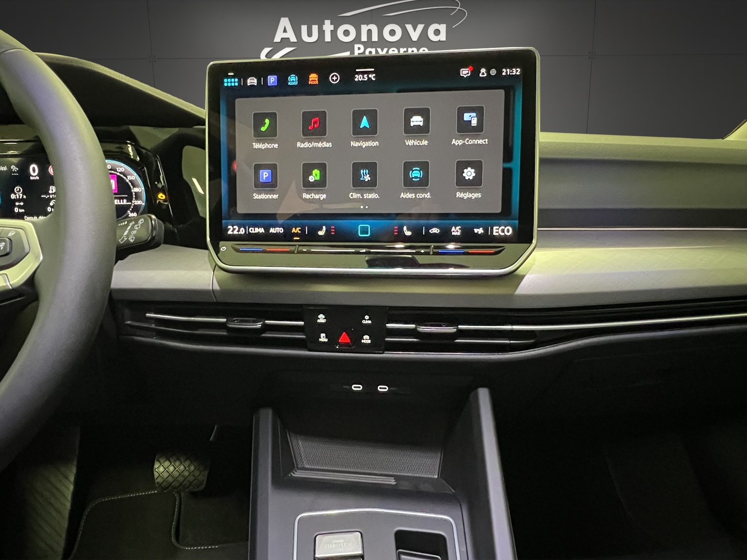 VW Golf 1.5 TSI PHEV Life-image-9