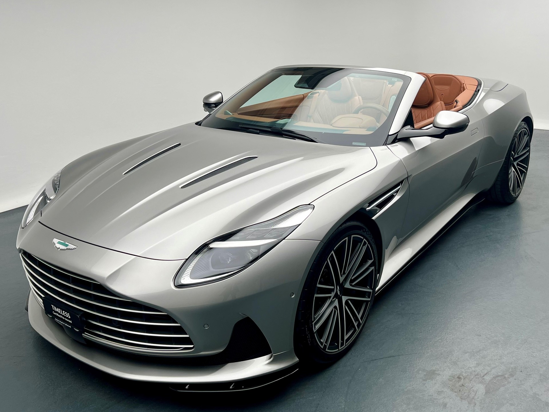 ASTON MARTIN DB12 Volante 4.0 V8 Bi-Turbo