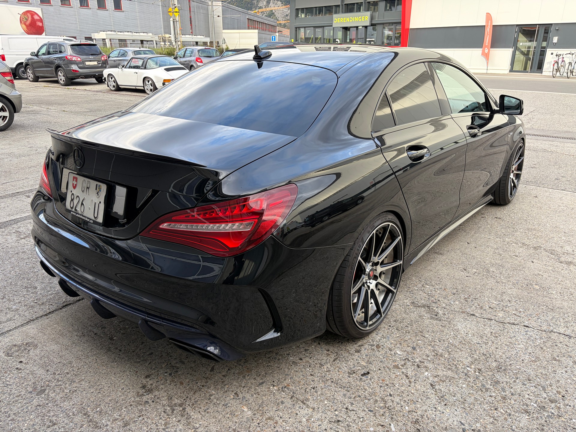 MERCEDES-BENZ CLA 45 AMG 4Matic Speedshift-image-4