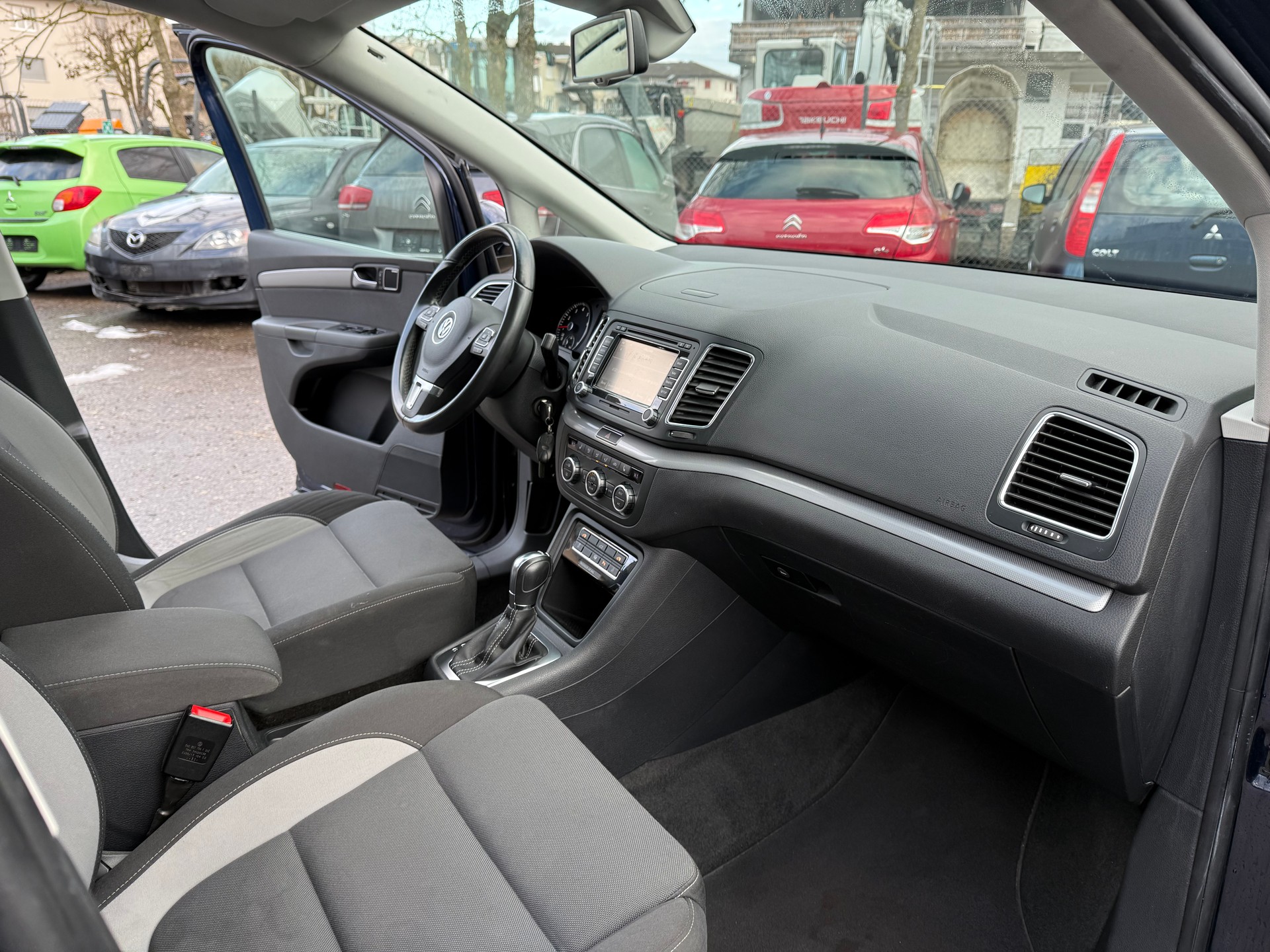 VW Sharan 2.0 TSI Highline DSG-image-8