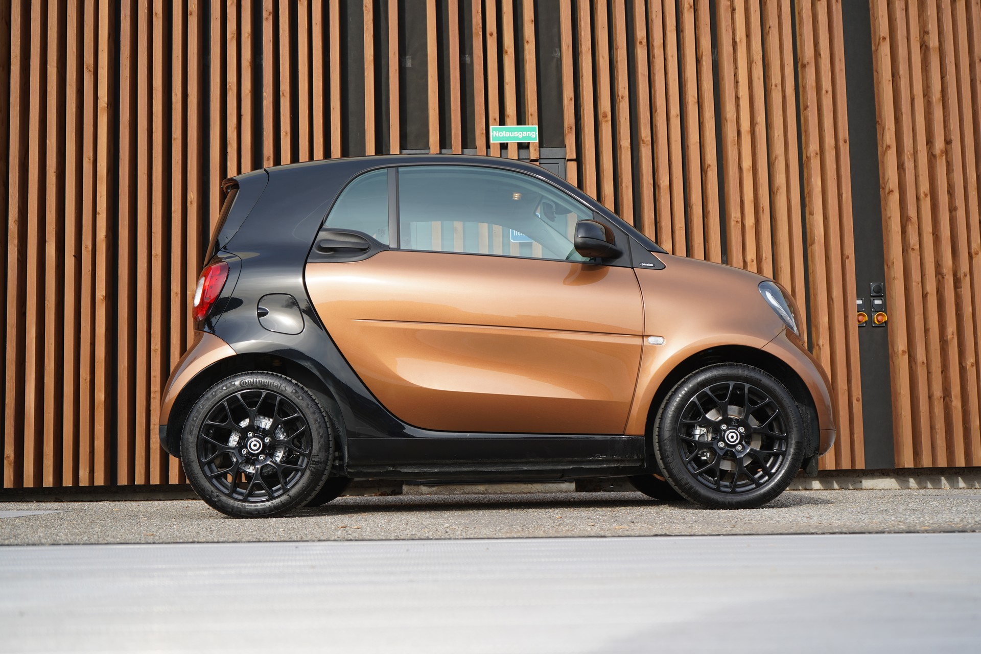 SMART FORTWO PASSION BLACK TWINMATIC l 71 PS-image-0