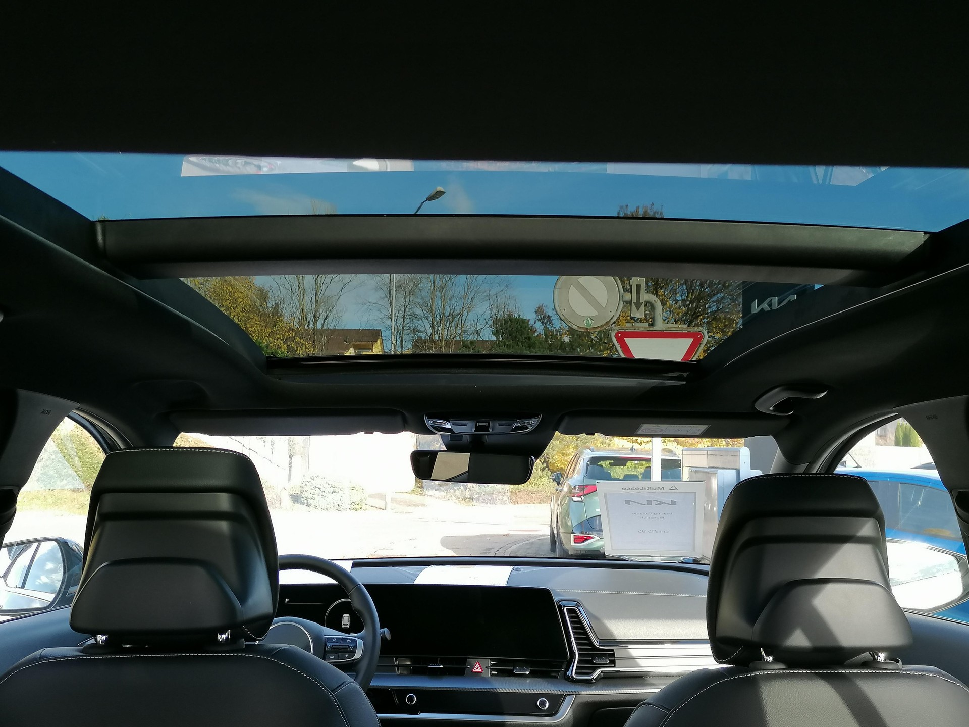 KIA Sportage 1.6 T-GDi Hybrid GT-Line-image-8