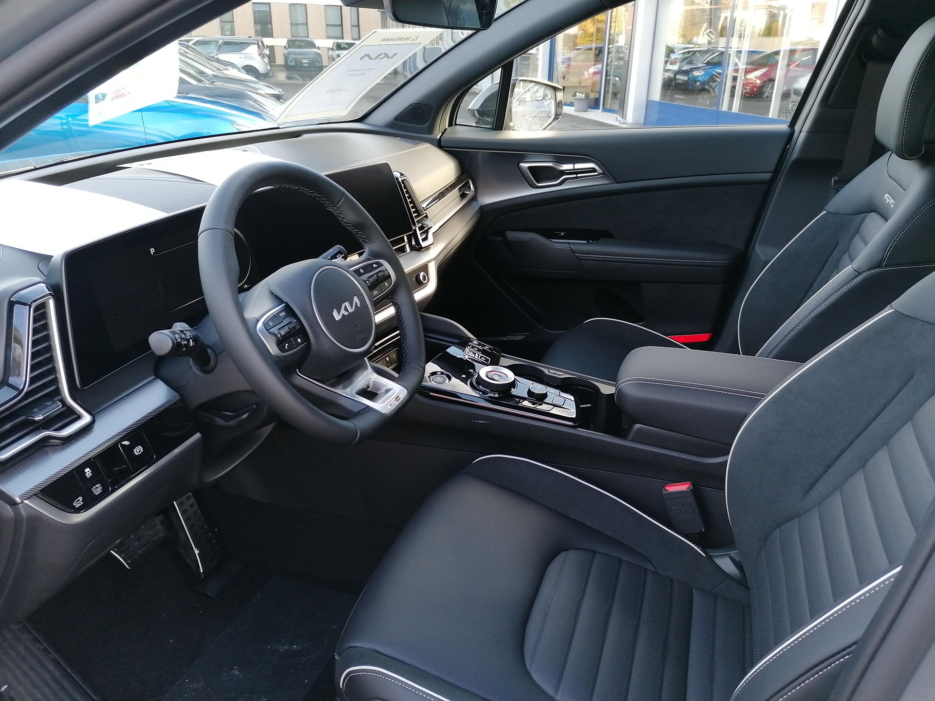 KIA Sportage 1.6 T-GDi Hybrid GT-Line-image-6