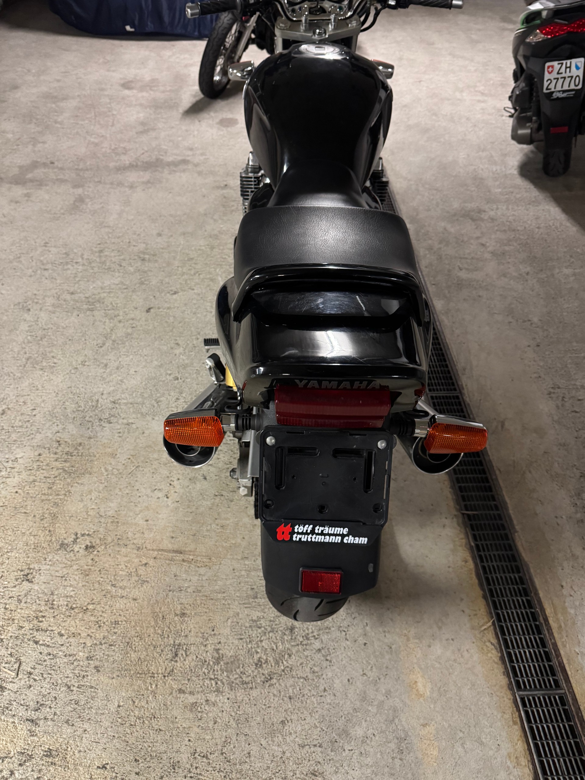 YAMAHA XJR 1200-image-9
