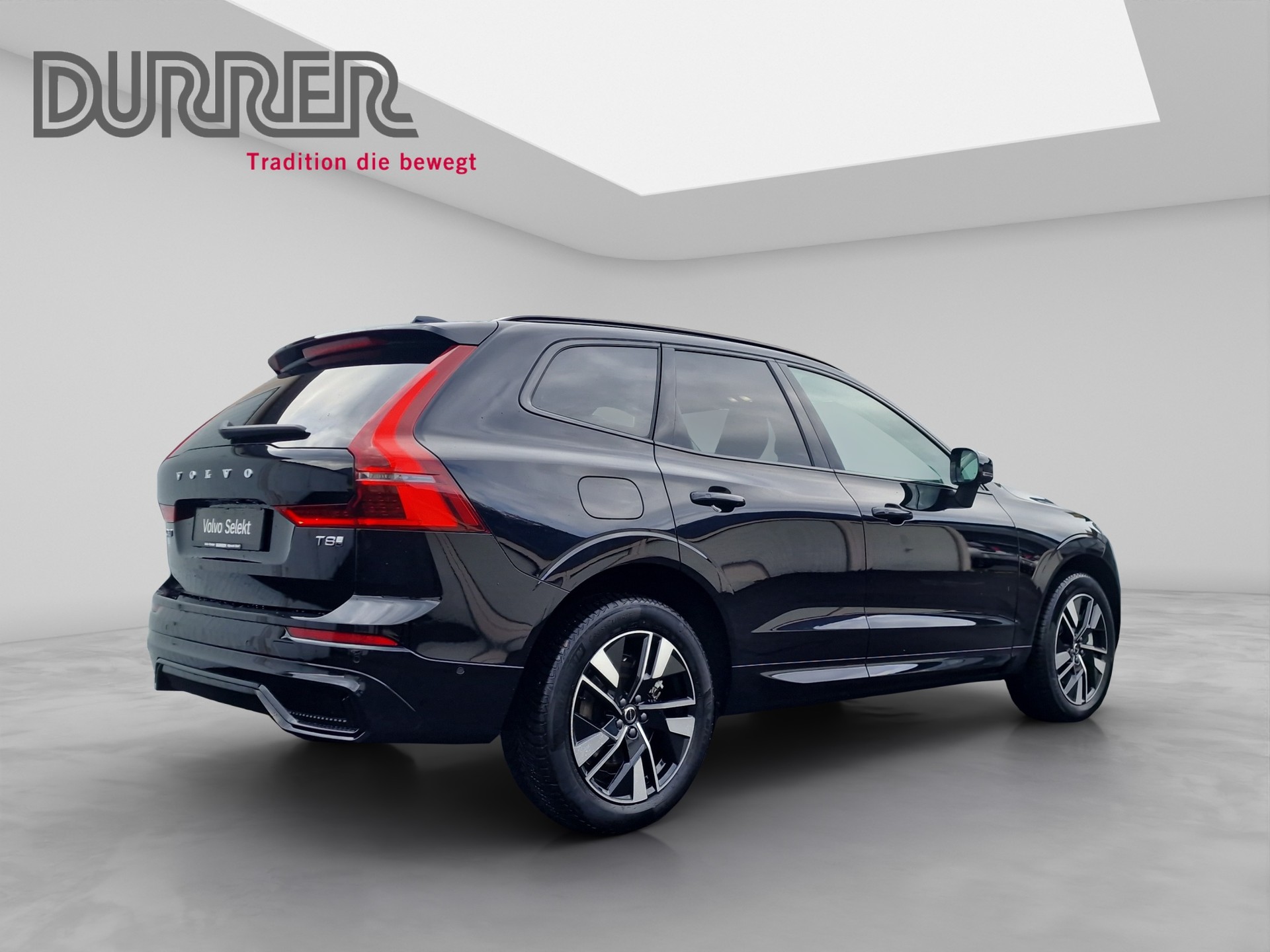 VOLVO XC60 2.0 T8 TE Plus Dark eAWD-showroom-element-3