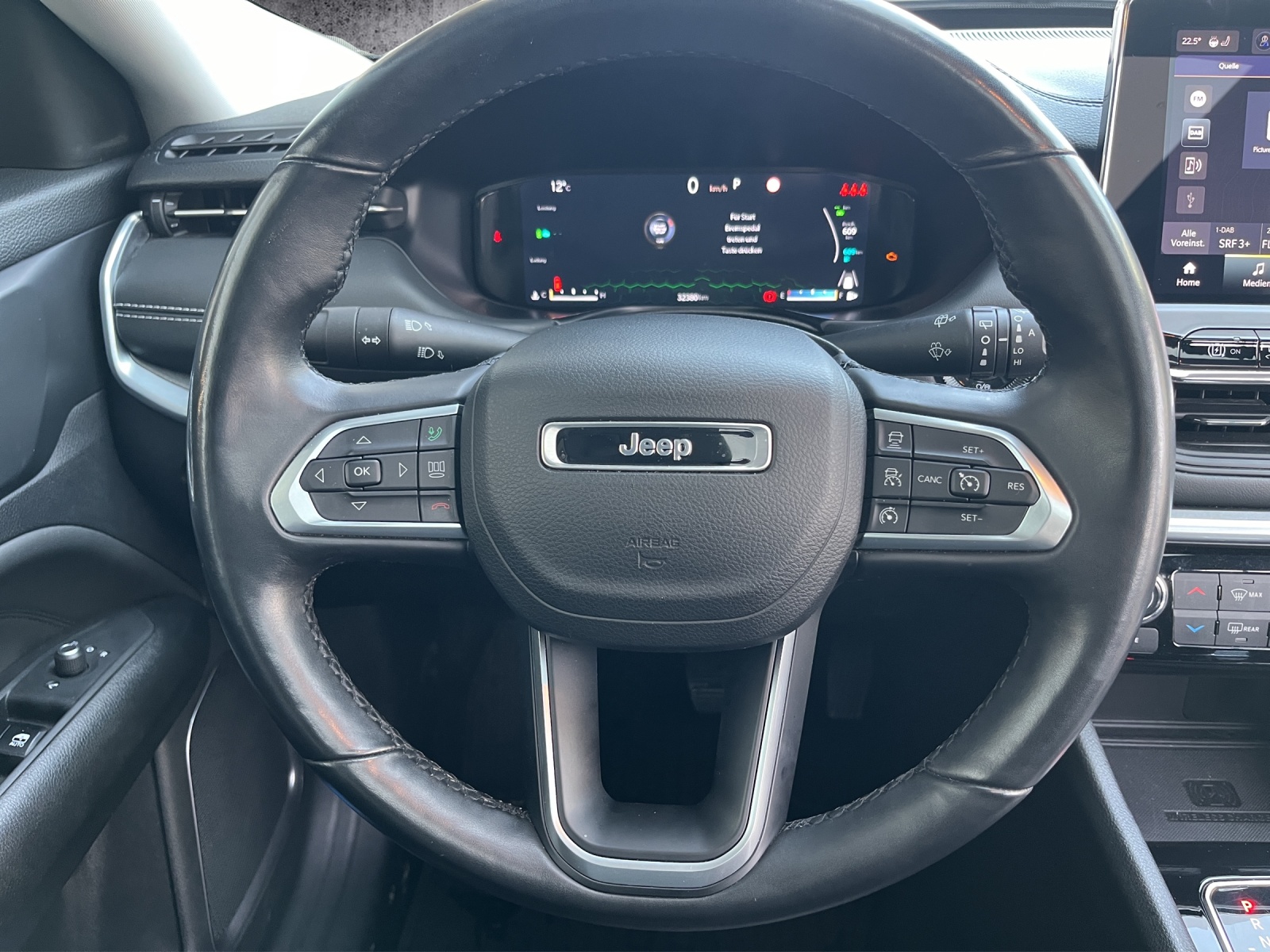 JEEP Compass 1.3 Swiss Limited 4xe-image-9