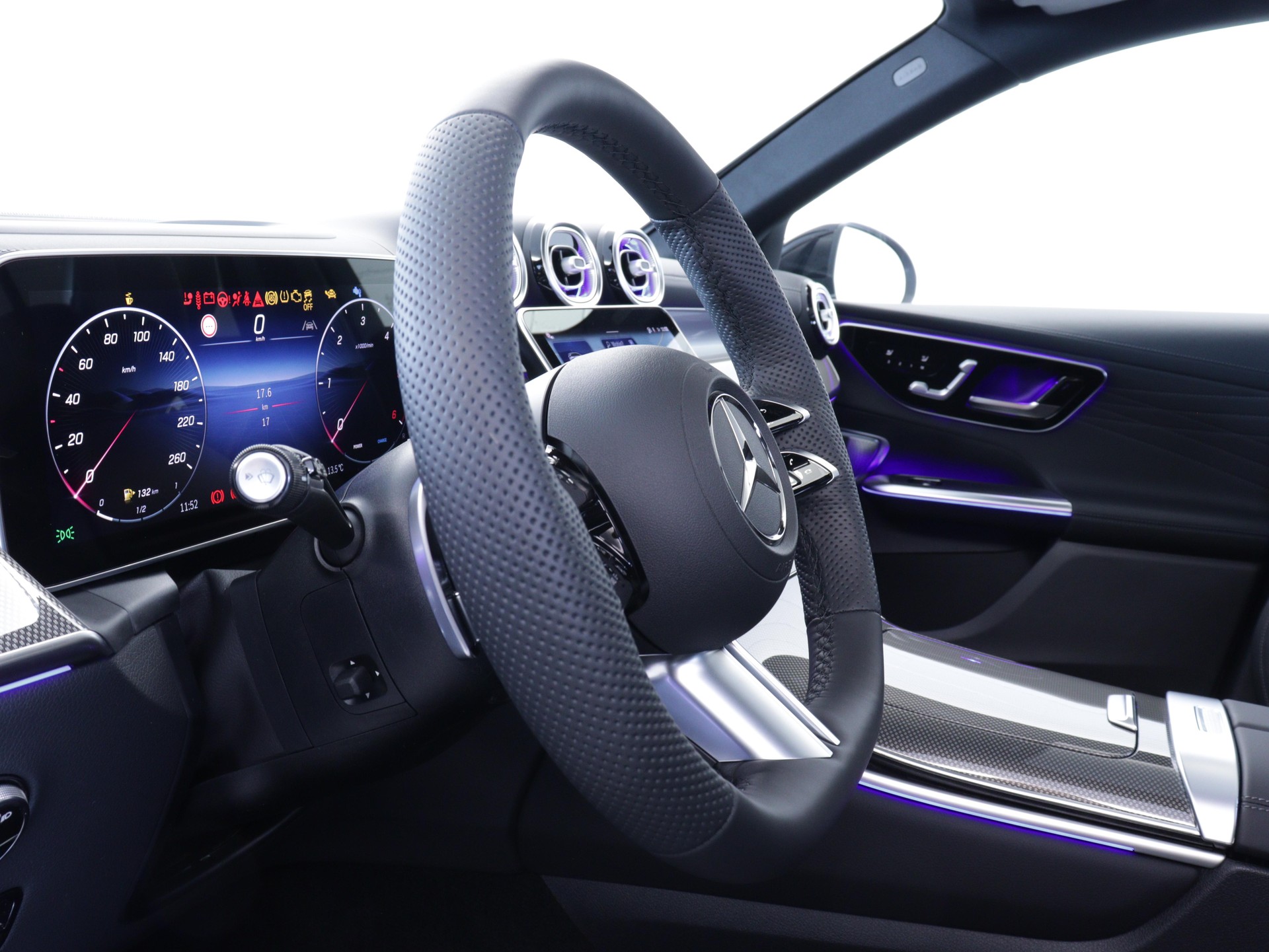 MERCEDES-BENZ GLC 220 d AMG Line 4matic-image-6