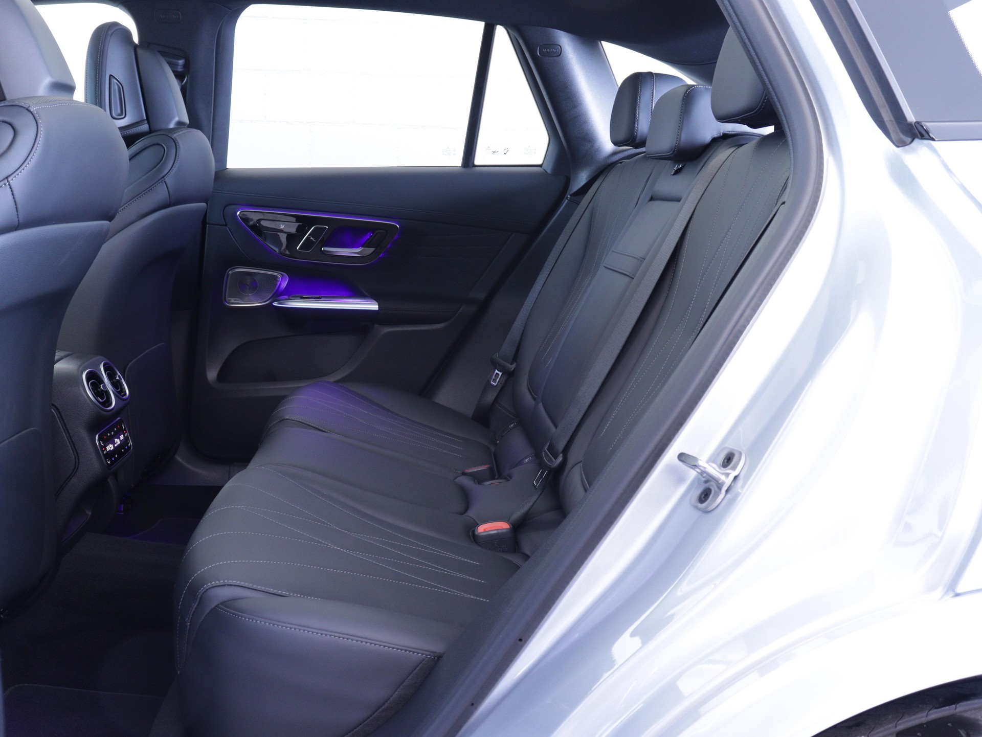MERCEDES-BENZ GLC 220 d AMG Line 4matic-image-10