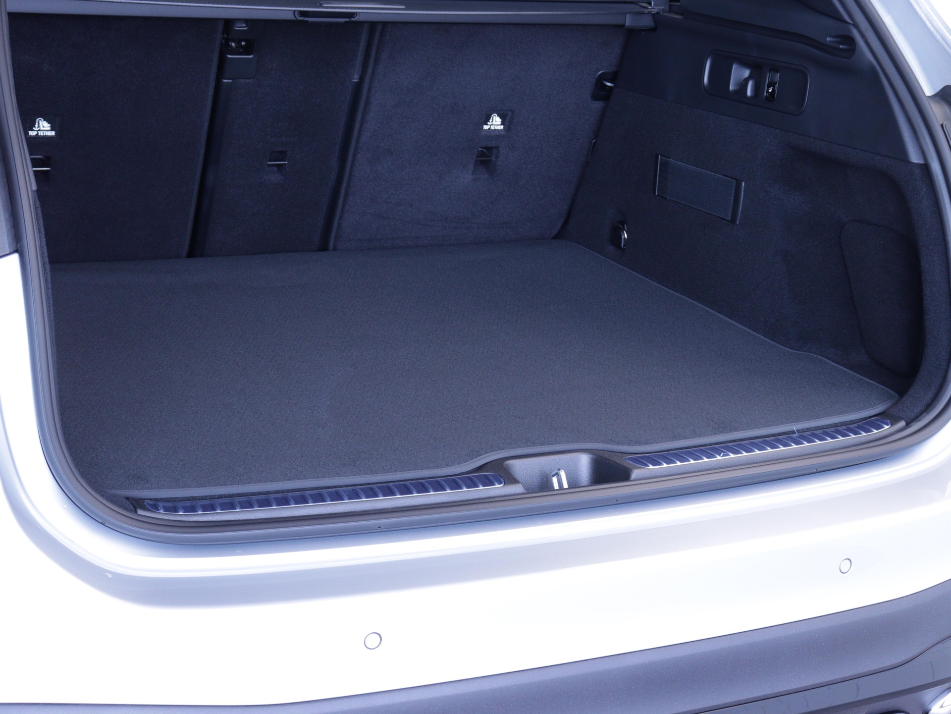 MERCEDES-BENZ GLC 220 d AMG Line 4matic-image-14