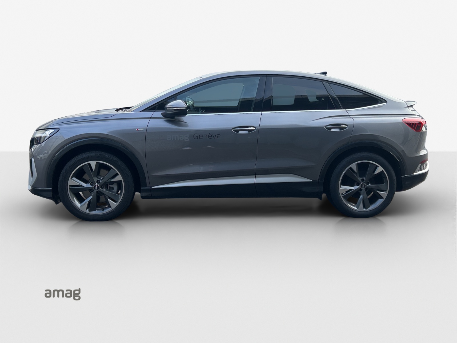 AUDI Q4 Sportback e-tron 50 quattro-image-1
