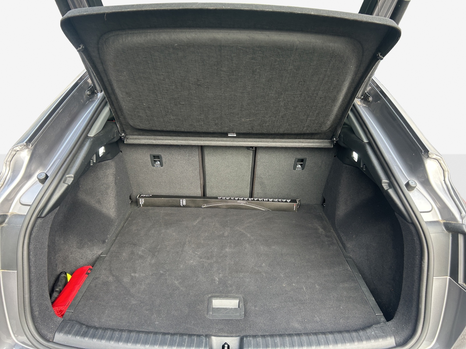 AUDI Q4 Sportback e-tron 50 quattro-image-12