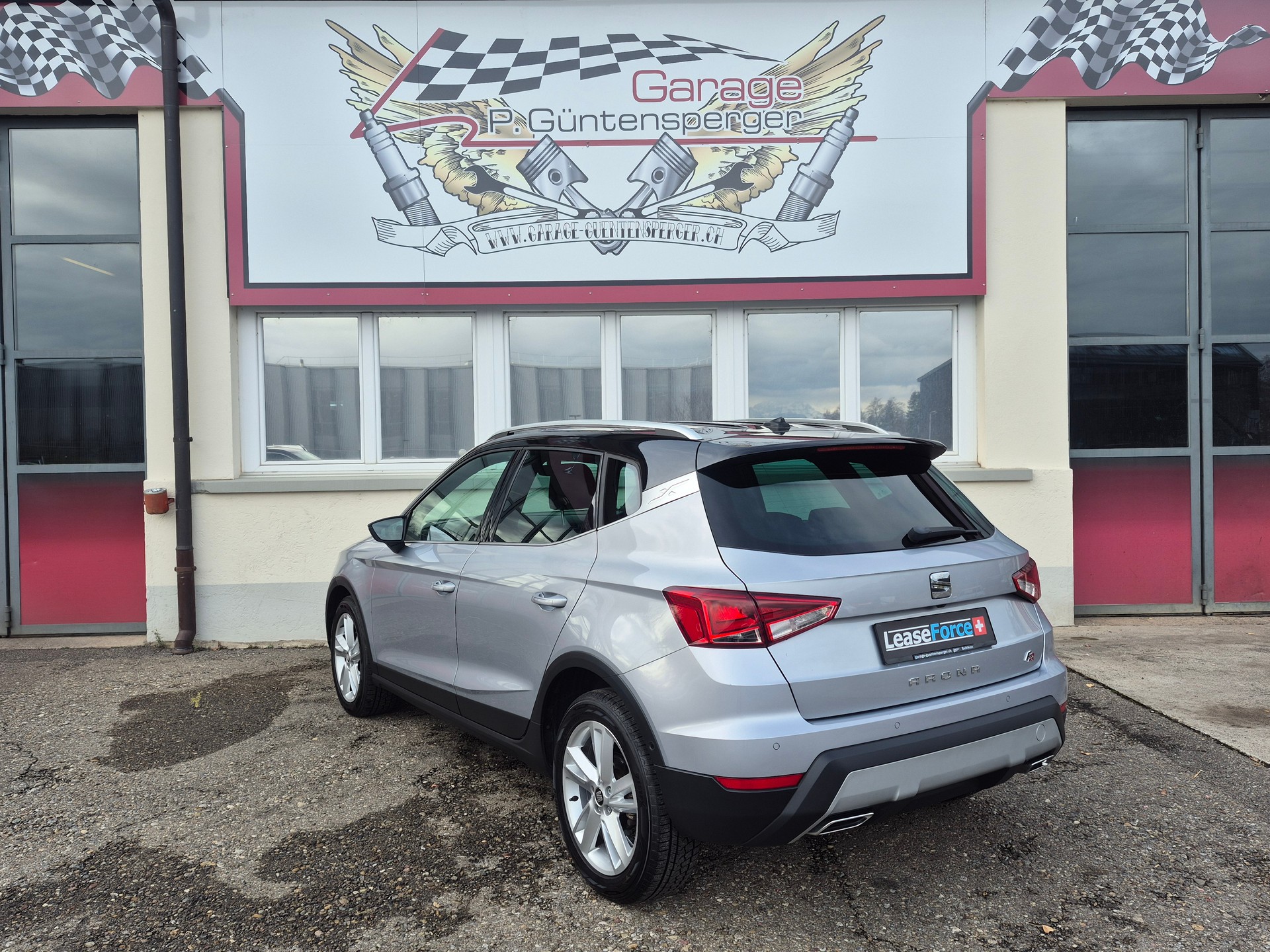 SEAT Arona 1.0 TSI Eco Hola FR DSG-image-4