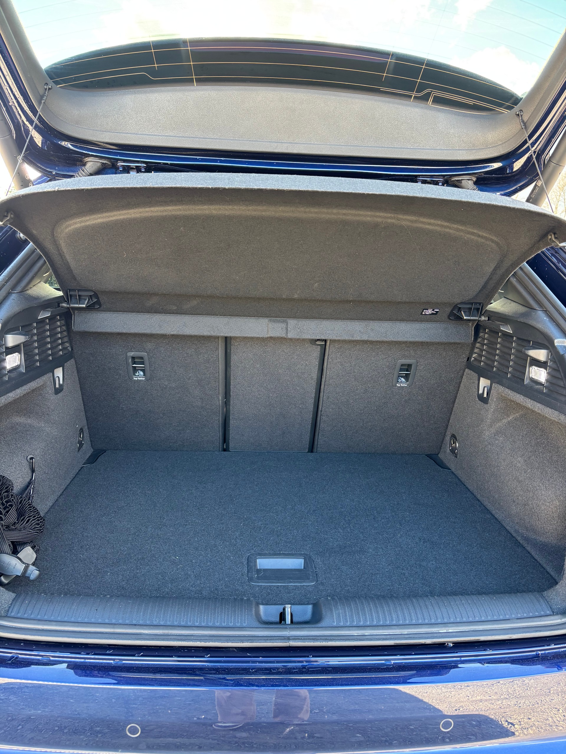 AUDI Q2 40 TFSI S Line Attraction bleu métallisé-image-5