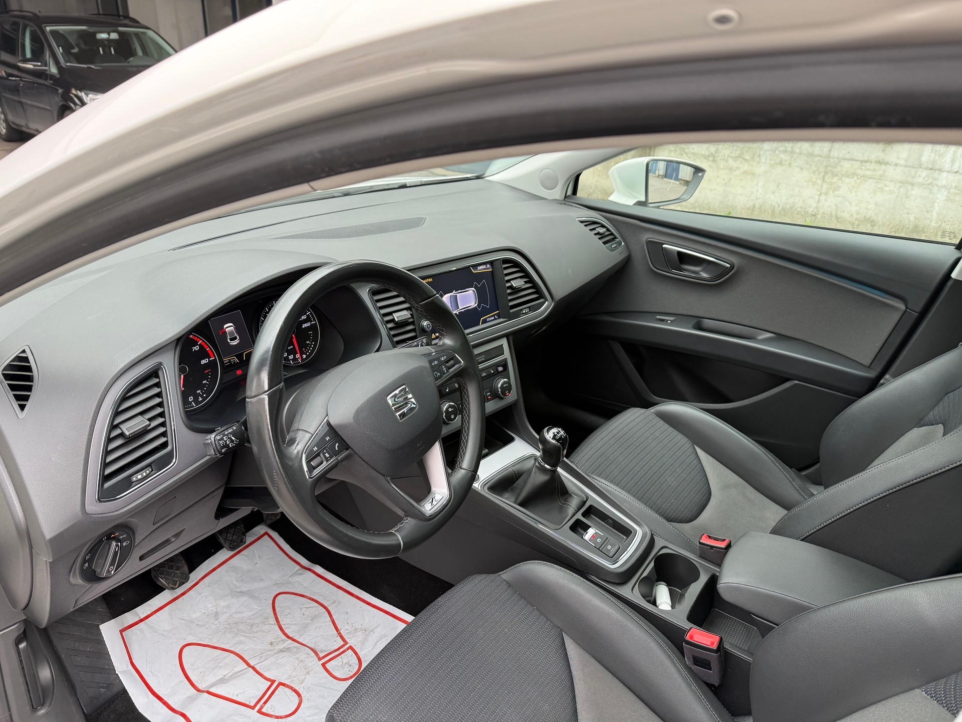SEAT Leon 1.4 TSI Xcellence-image-12