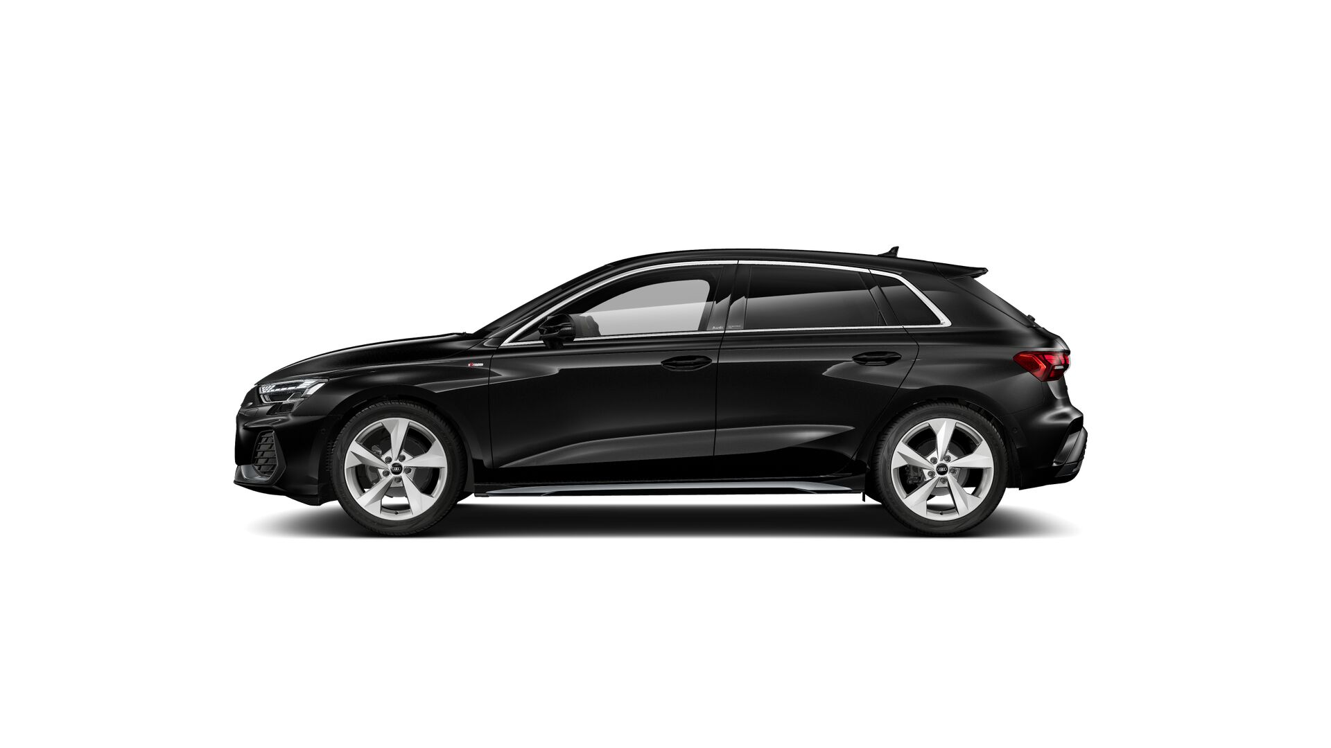 AUDI A3 Sportback TFSI 110 kW S line Attraction S tronic-image-4