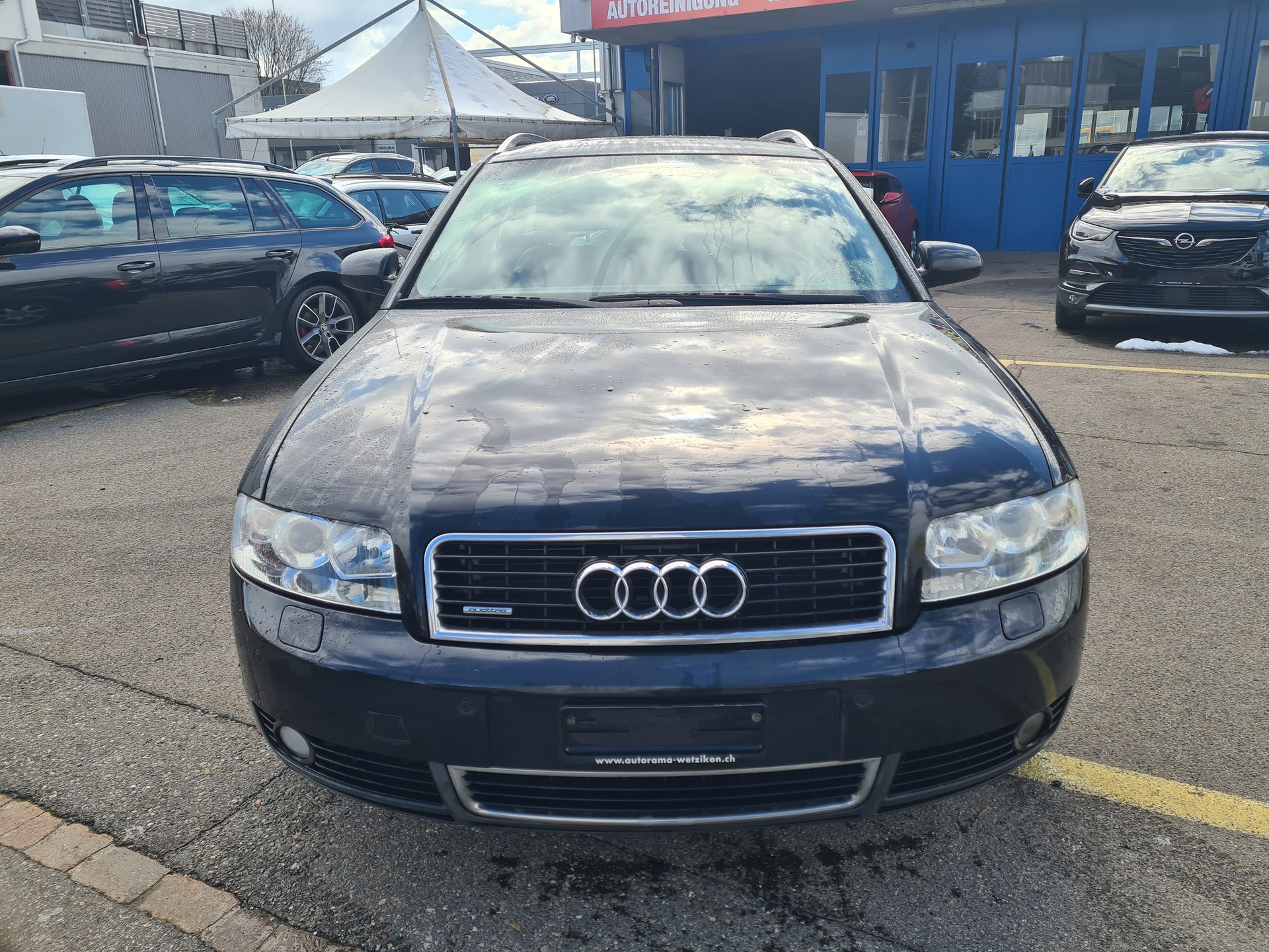 AUDI A4 Avant 3.0 V6 quattro-showroom-element-1