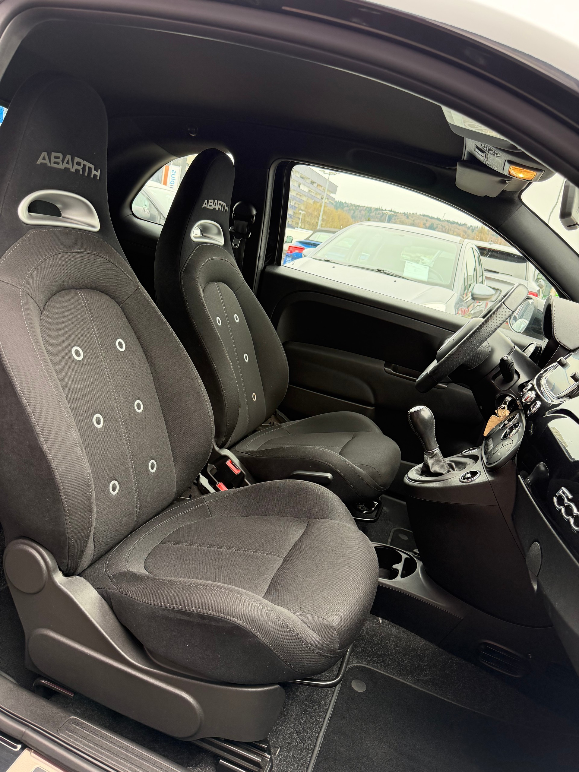 FIAT 595C 1.4 16V Turbo Abarth-image-17