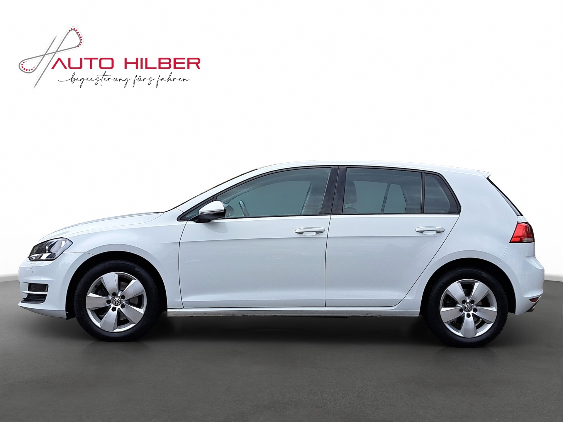 VW Golf 2.0 TDI Comfortline 4Motion-image-2