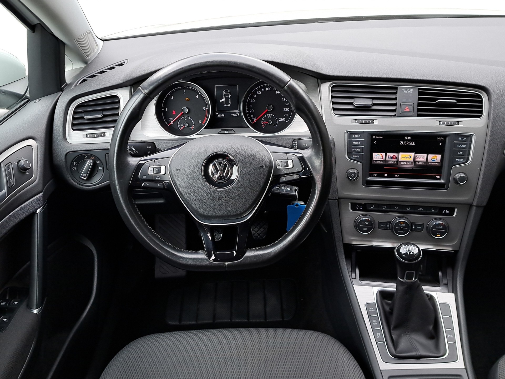 VW Golf 2.0 TDI Comfortline 4Motion-image-7
