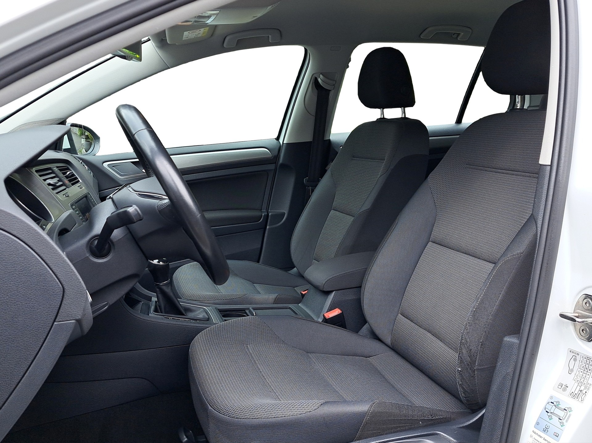 VW Golf 2.0 TDI Comfortline 4Motion-image-9