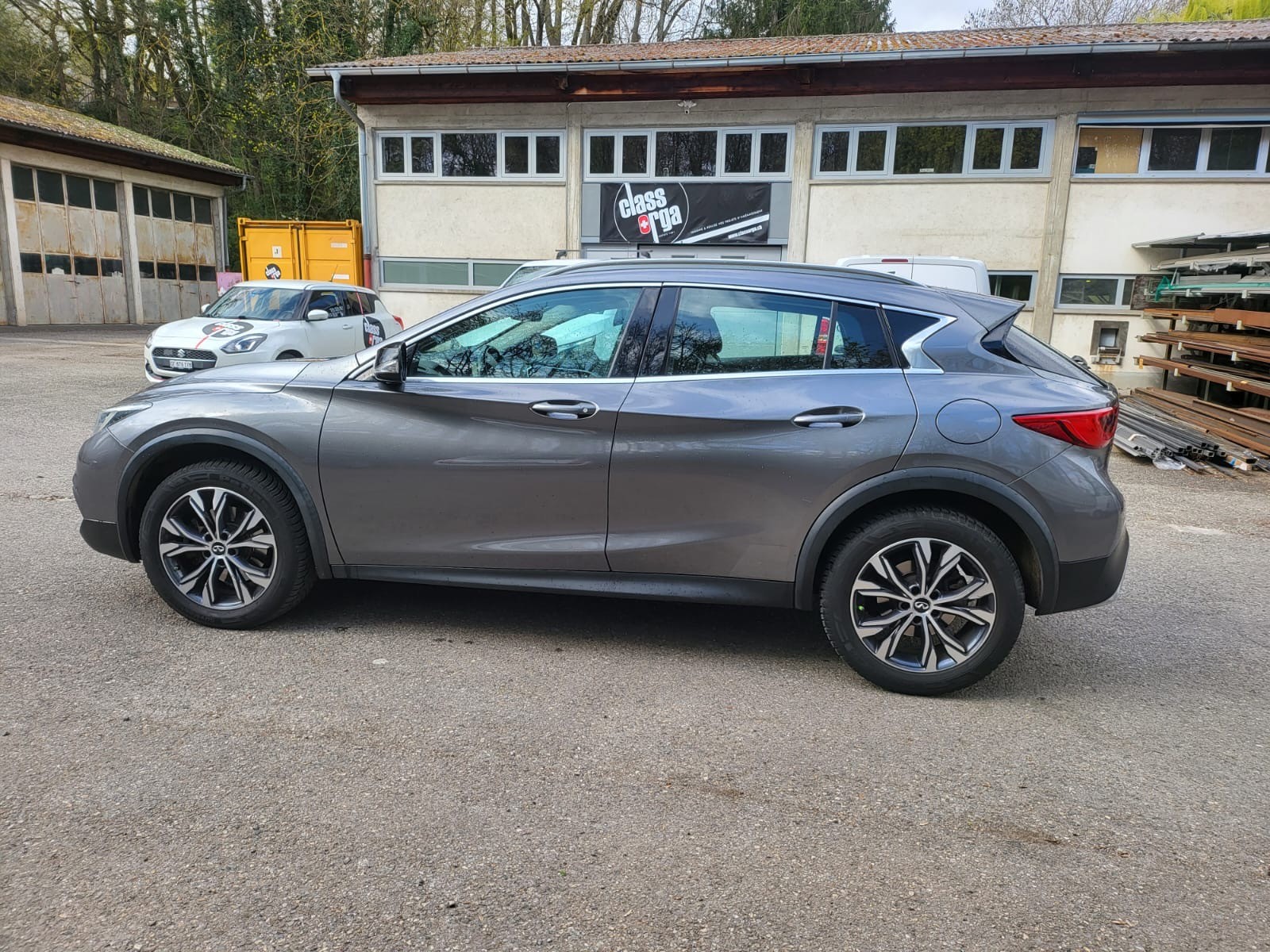 INFINITI QX30 2.2d Luxe DCT AWD-image-7