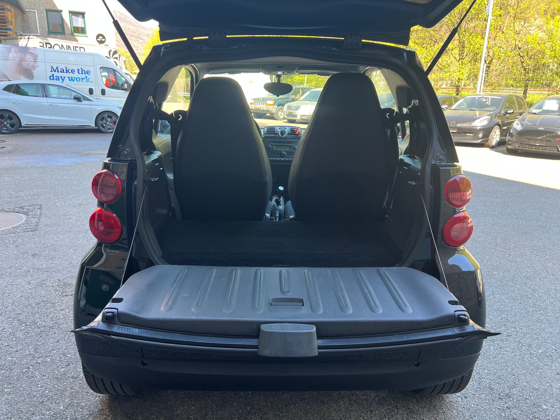 SMART fortwo black & white limited mhd softouch-image-11
