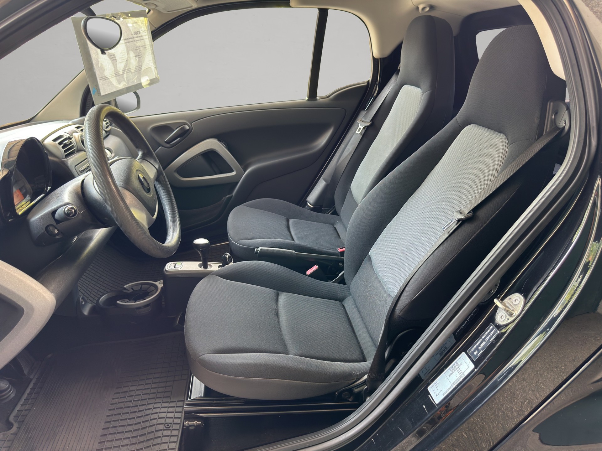 SMART fortwo black & white limited mhd softouch-image-7