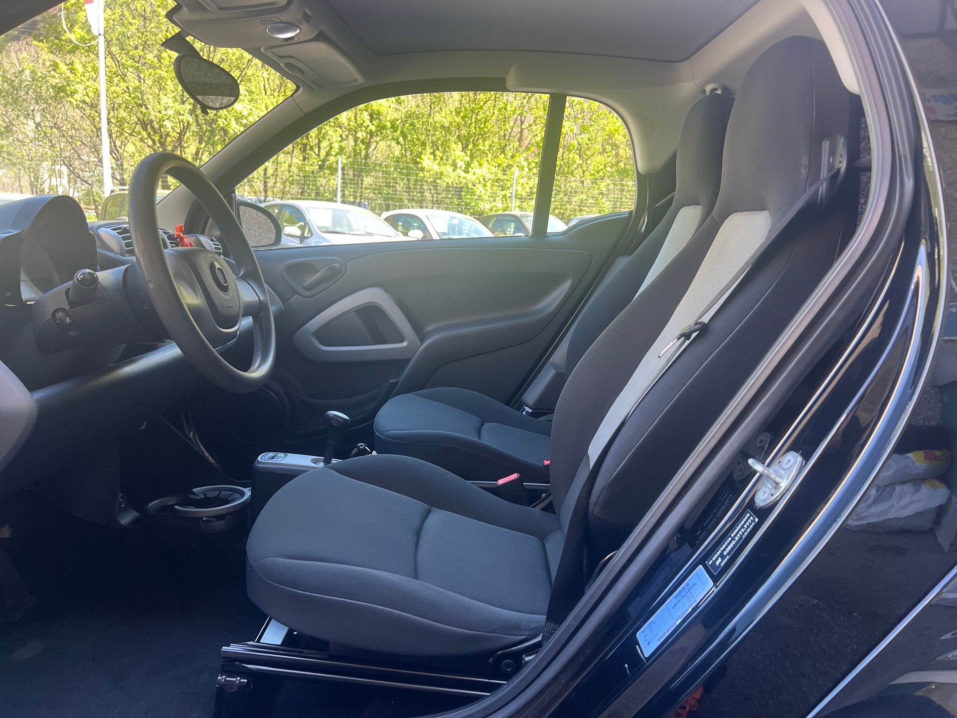 SMART fortwo black & white limited mhd softouch-image-6
