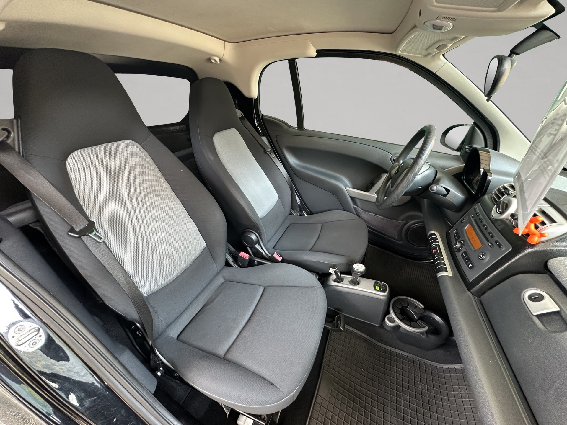 SMART fortwo black & white limited mhd softouch-image-12