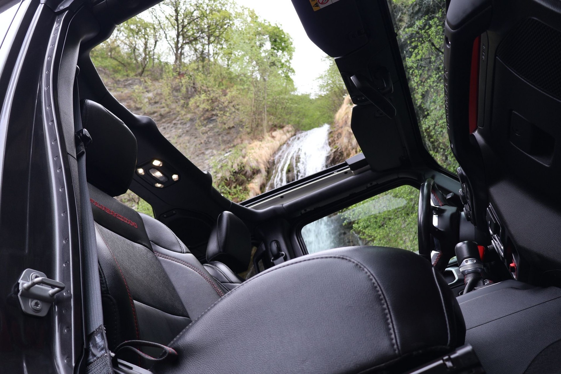 JEEP Wrangler 2.0 Unlimited Rubicon Automatic-image-10