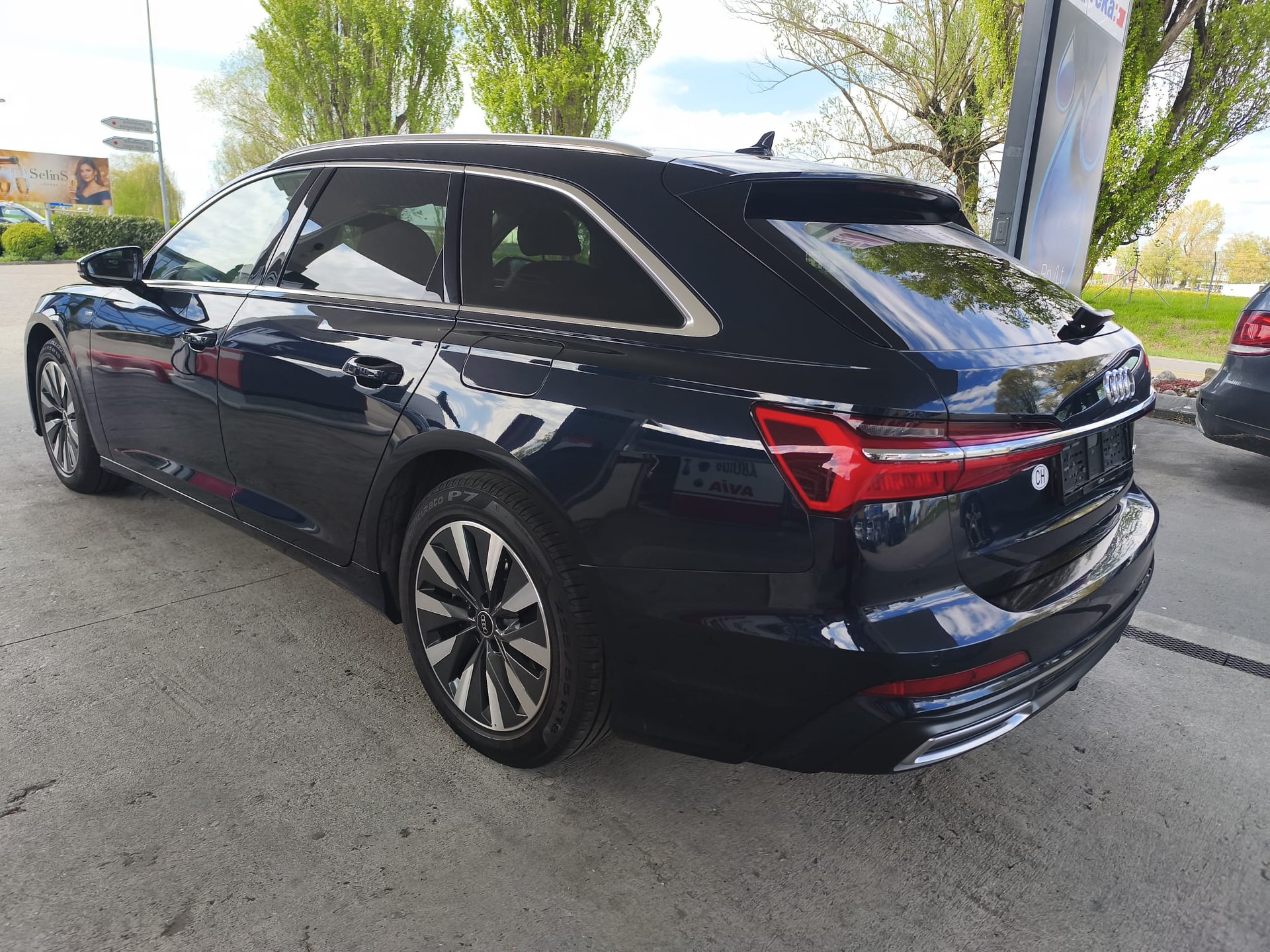 AUDI A6 Avant 50 TFSIe quattro S-tronic-image-1