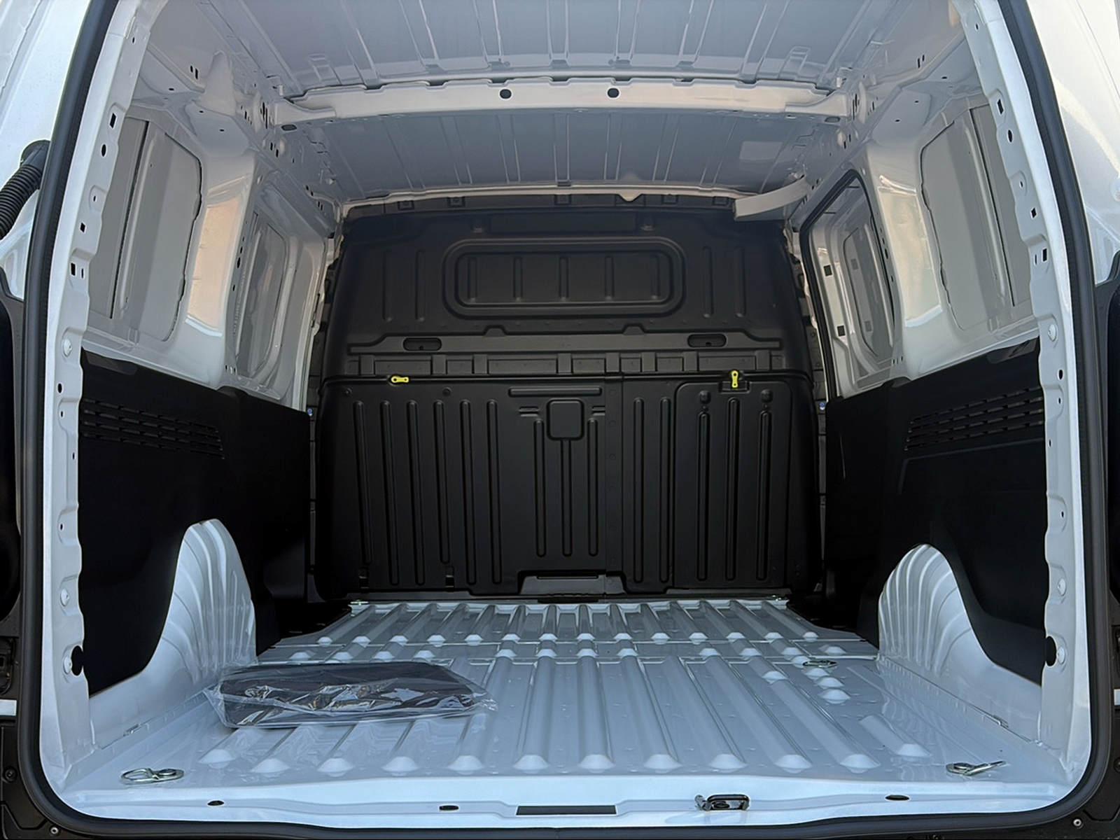 TOYOTA PROACE CITY Van L2 1.2 Active-image-9