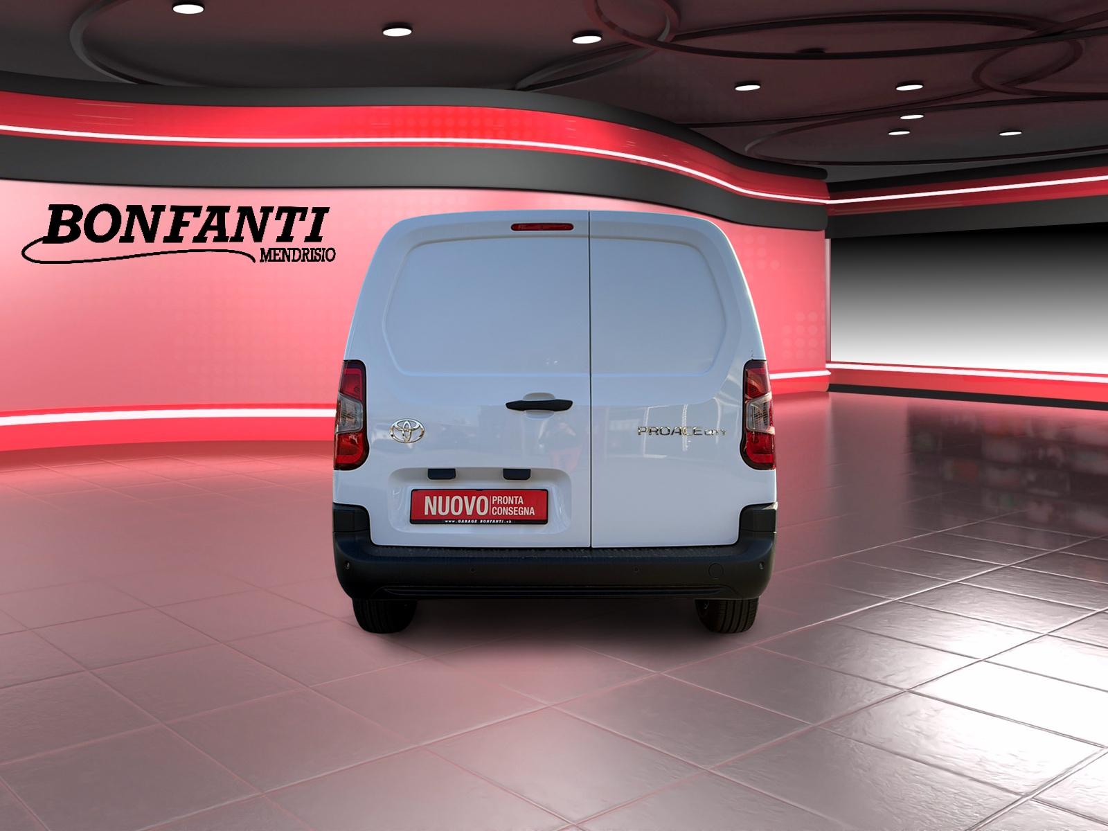 TOYOTA PROACE CITY Van L2 1.2 Active-image-8