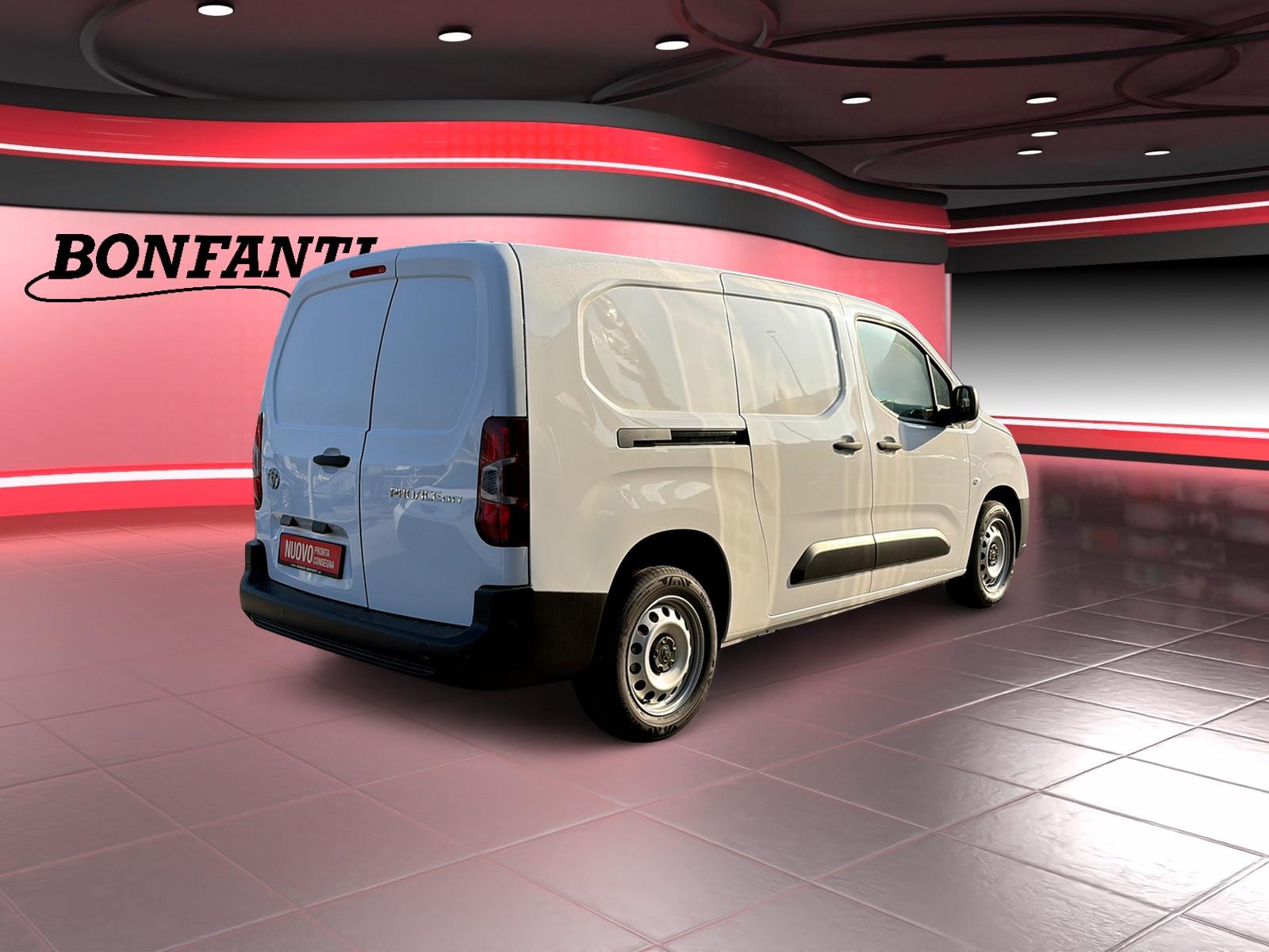 TOYOTA PROACE CITY Van L2 1.2 Active-image-10