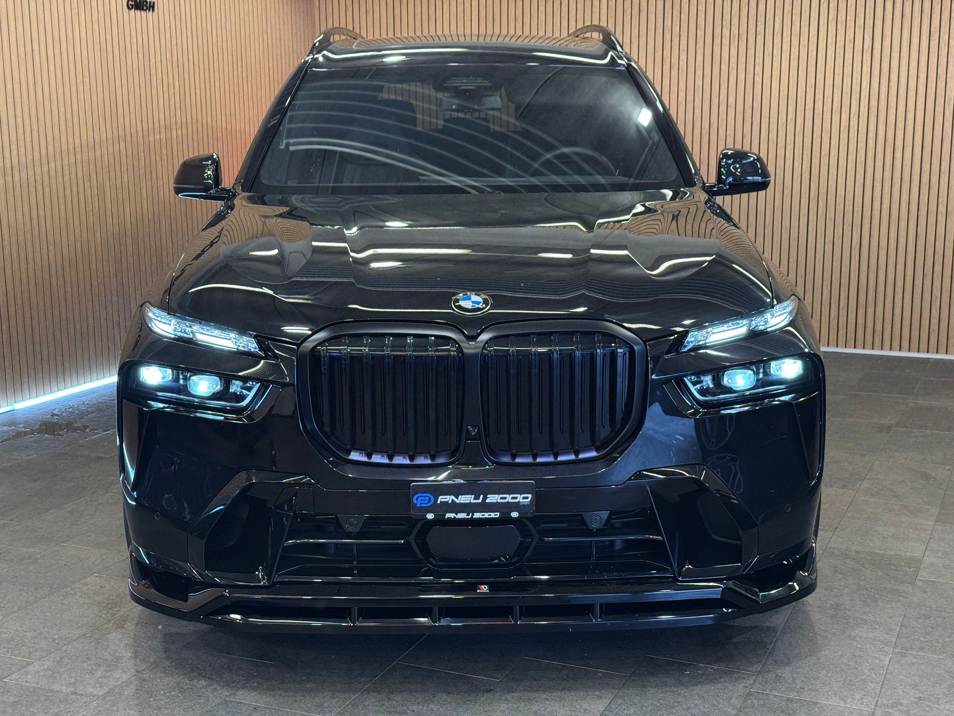 BMW X7 xDrive 48V 40d M Sport Pro Steptronic-image-2