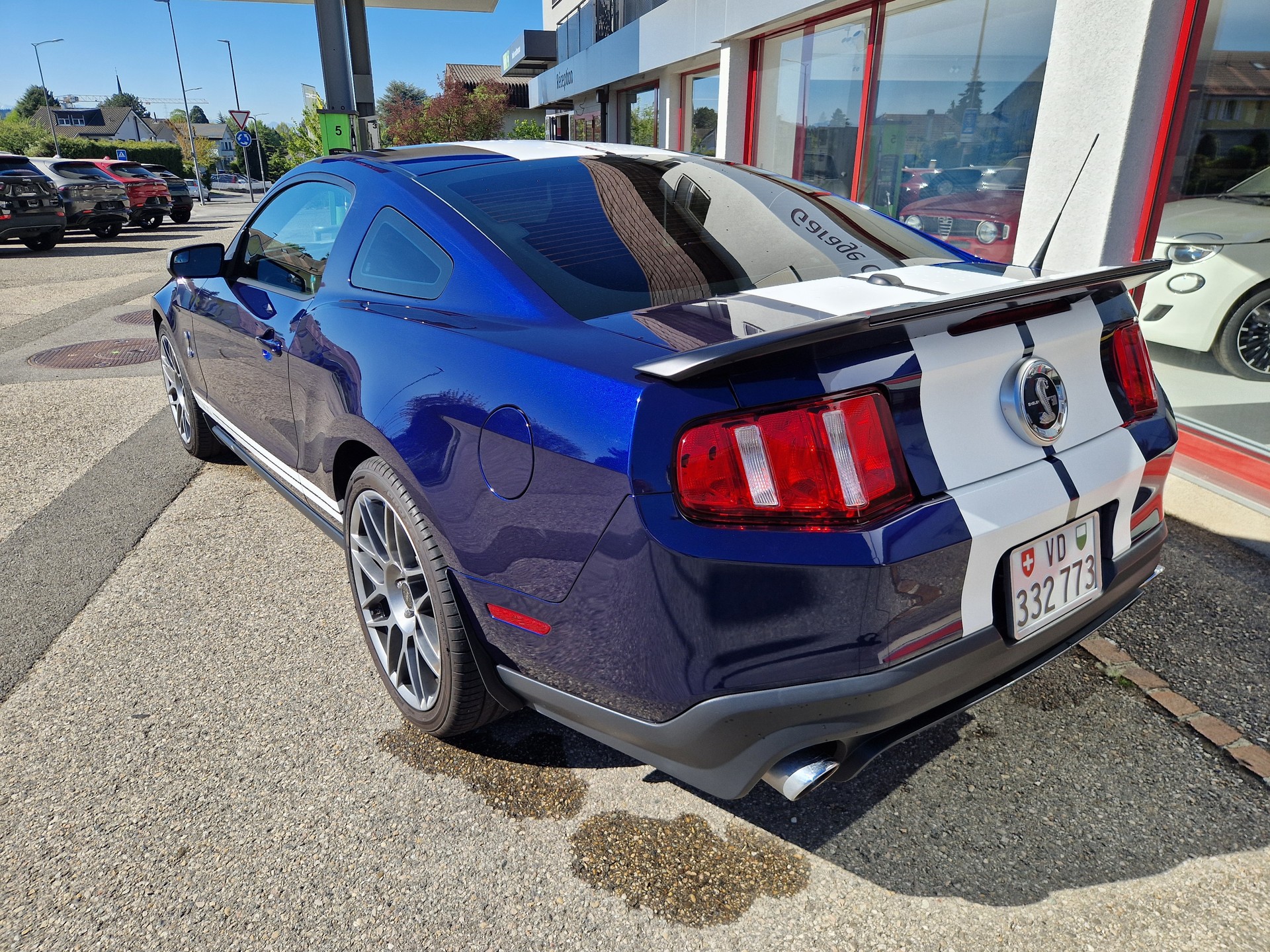 FORD Shelby GT500-image-2