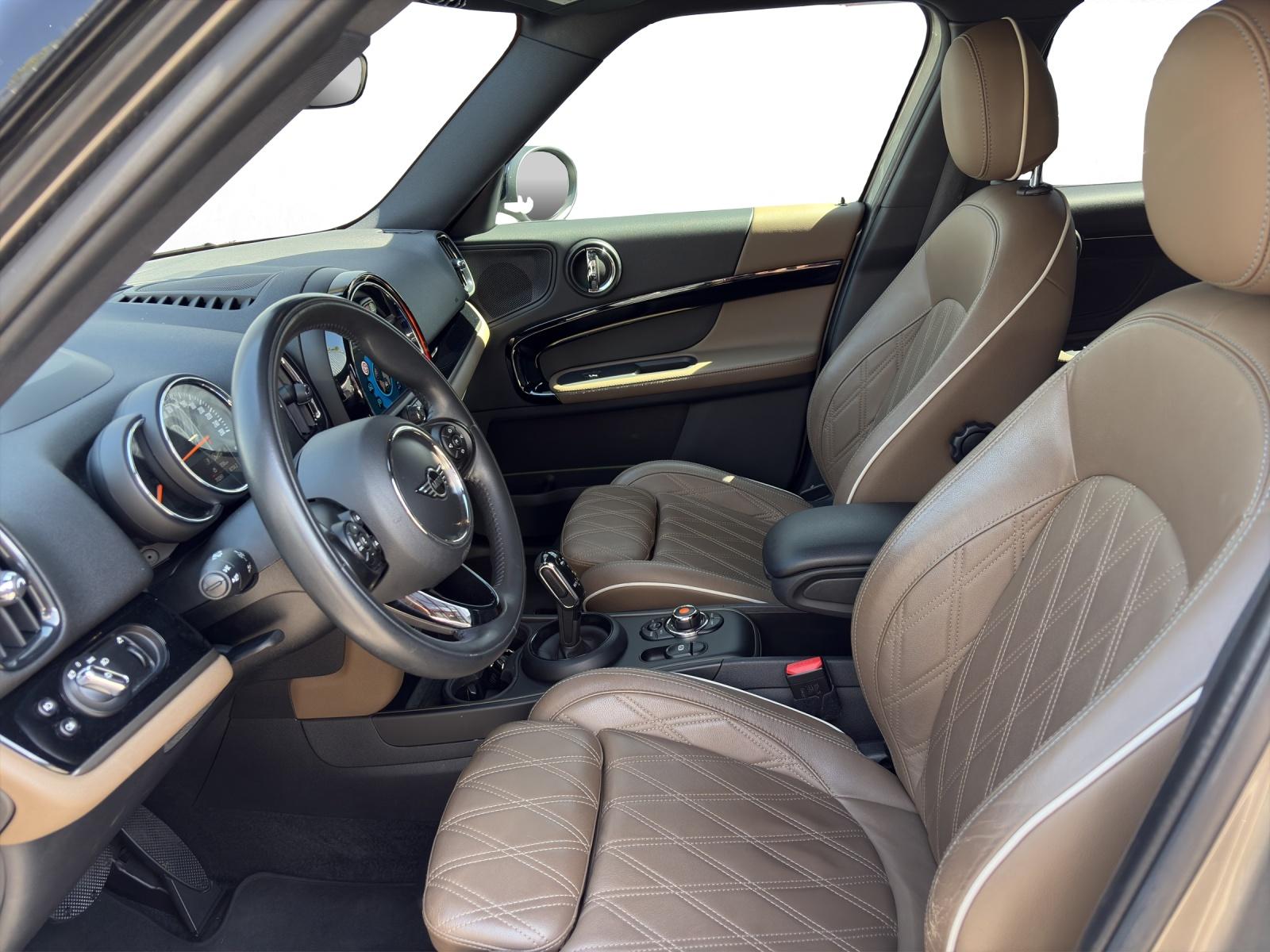 MINI Countryman F60 1.5i Cooper ALL4-image-9