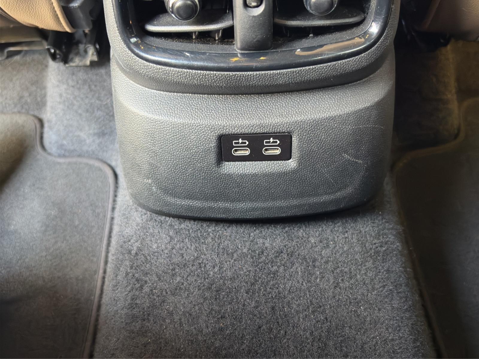 MINI Countryman F60 1.5i Cooper ALL4-image-14